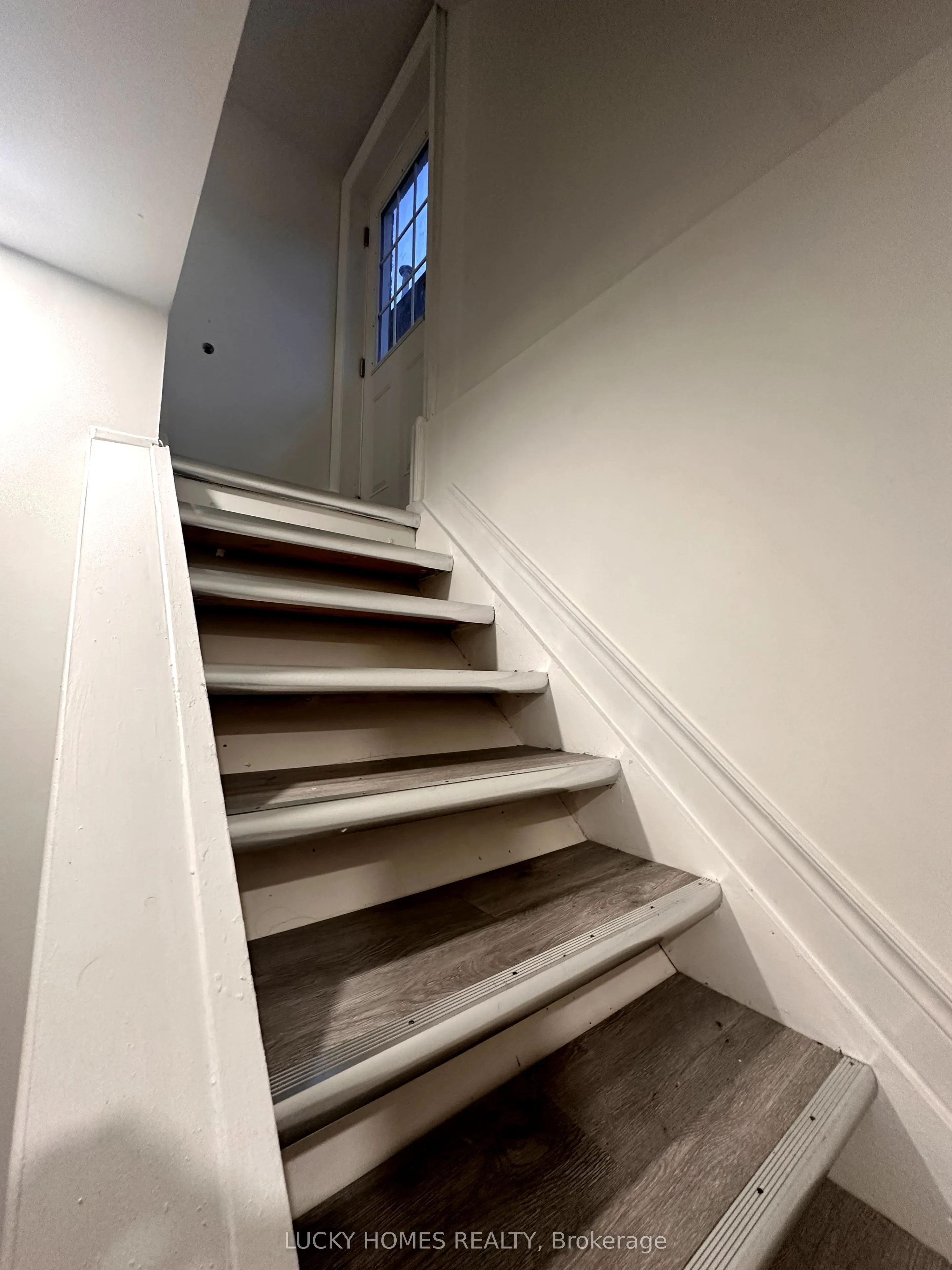 39 Laidlaw Drive
