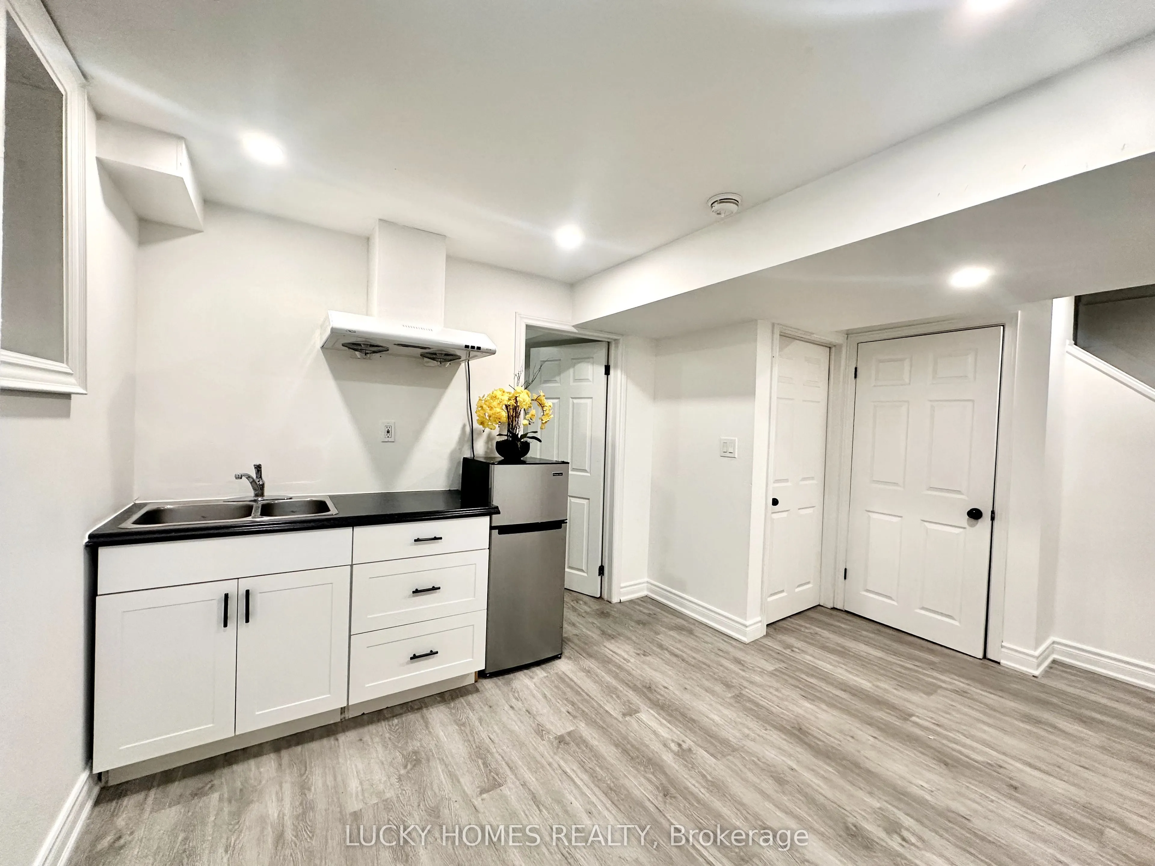 39 Laidlaw Drive
