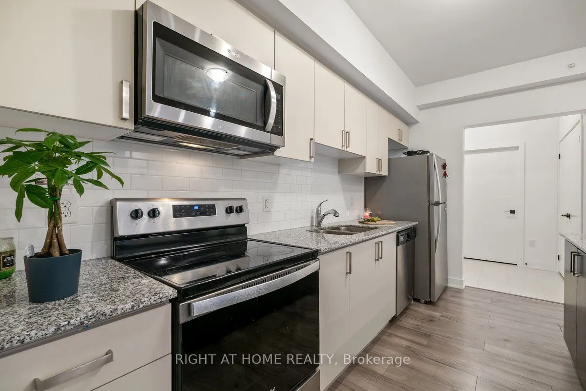 1 Chef Lane #207