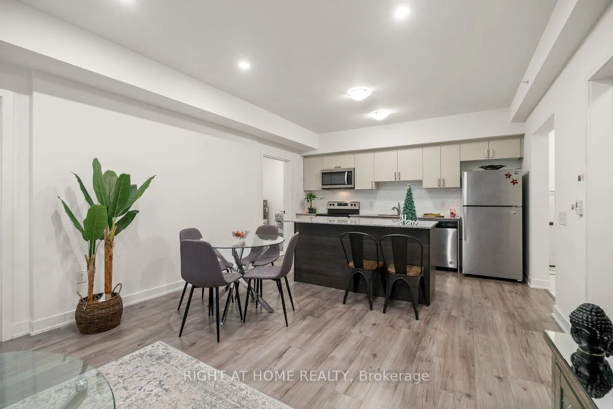 1 Chef Lane #207