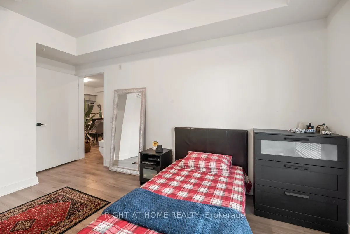 1 Chef Lane #207