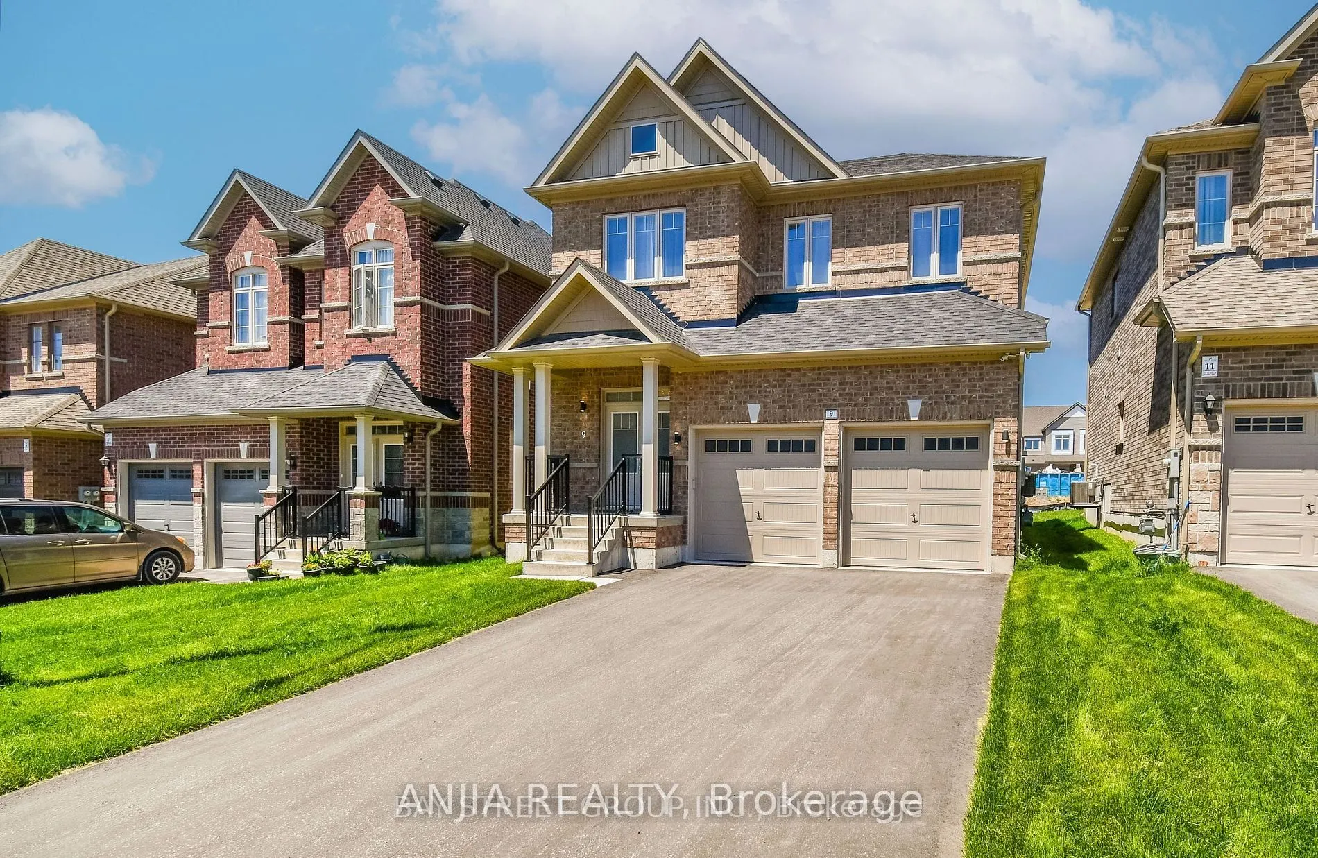 9 Copperhill Heights
