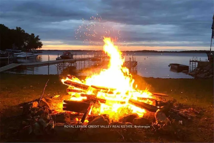 230 Robins Point Road