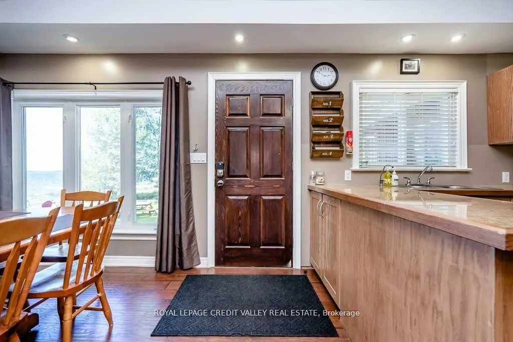 230 Robins Point Road