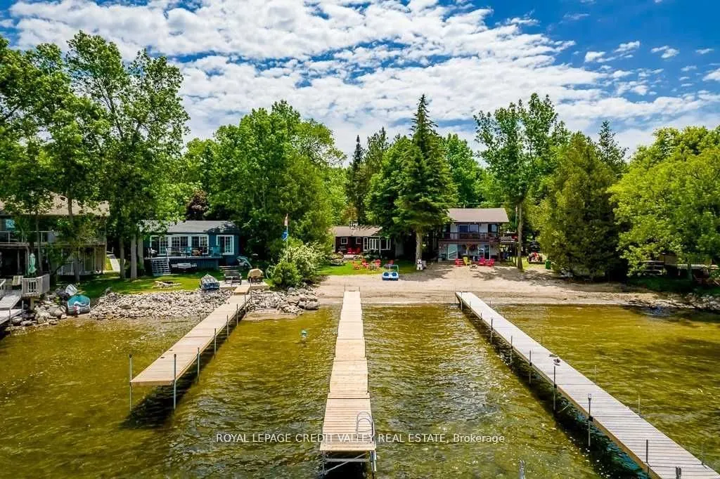 230 Robins Point Road