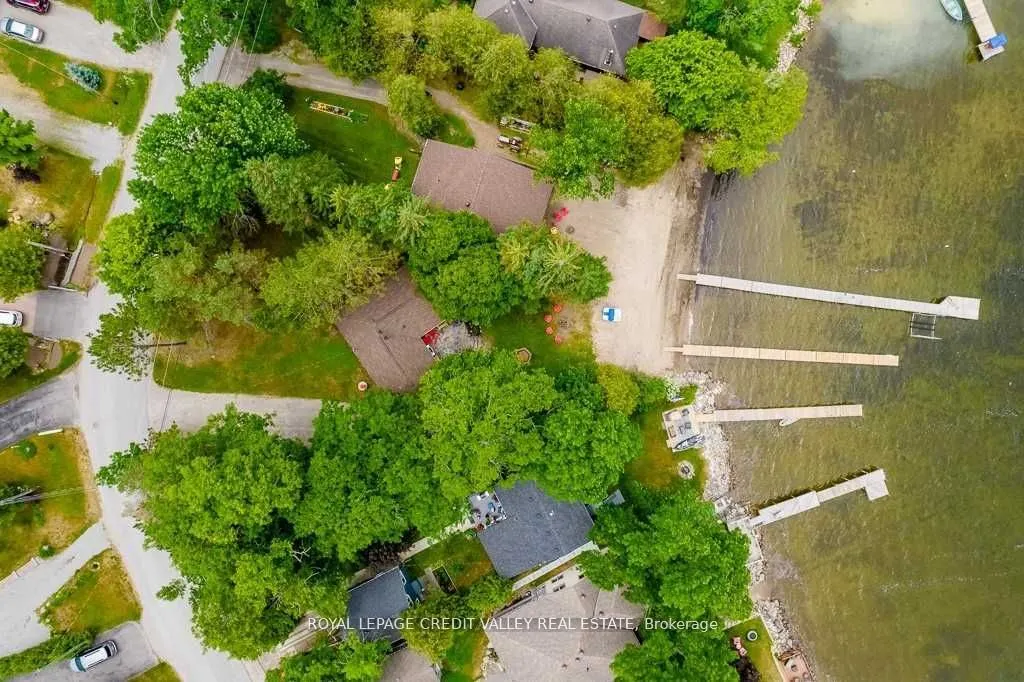 230 Robins Point Road