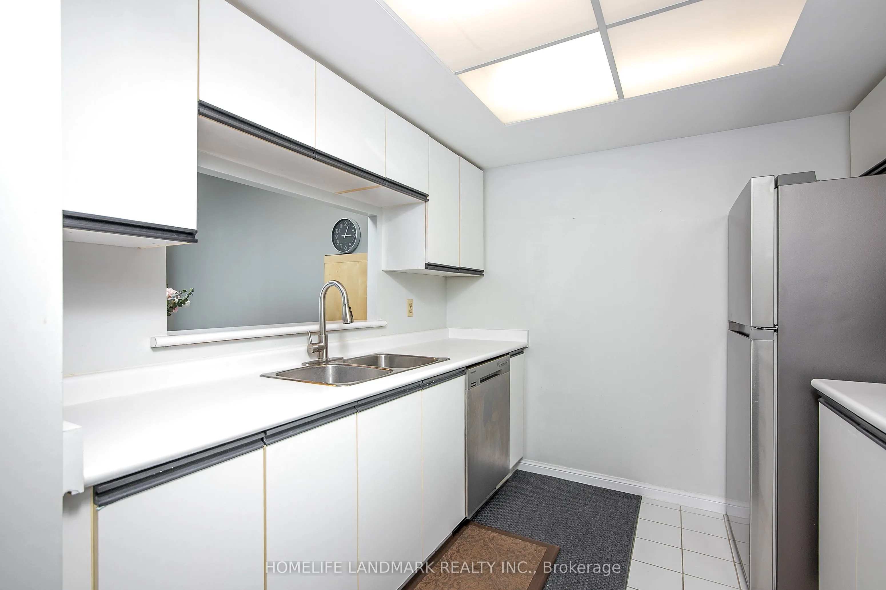 65 Ellen Street #1506