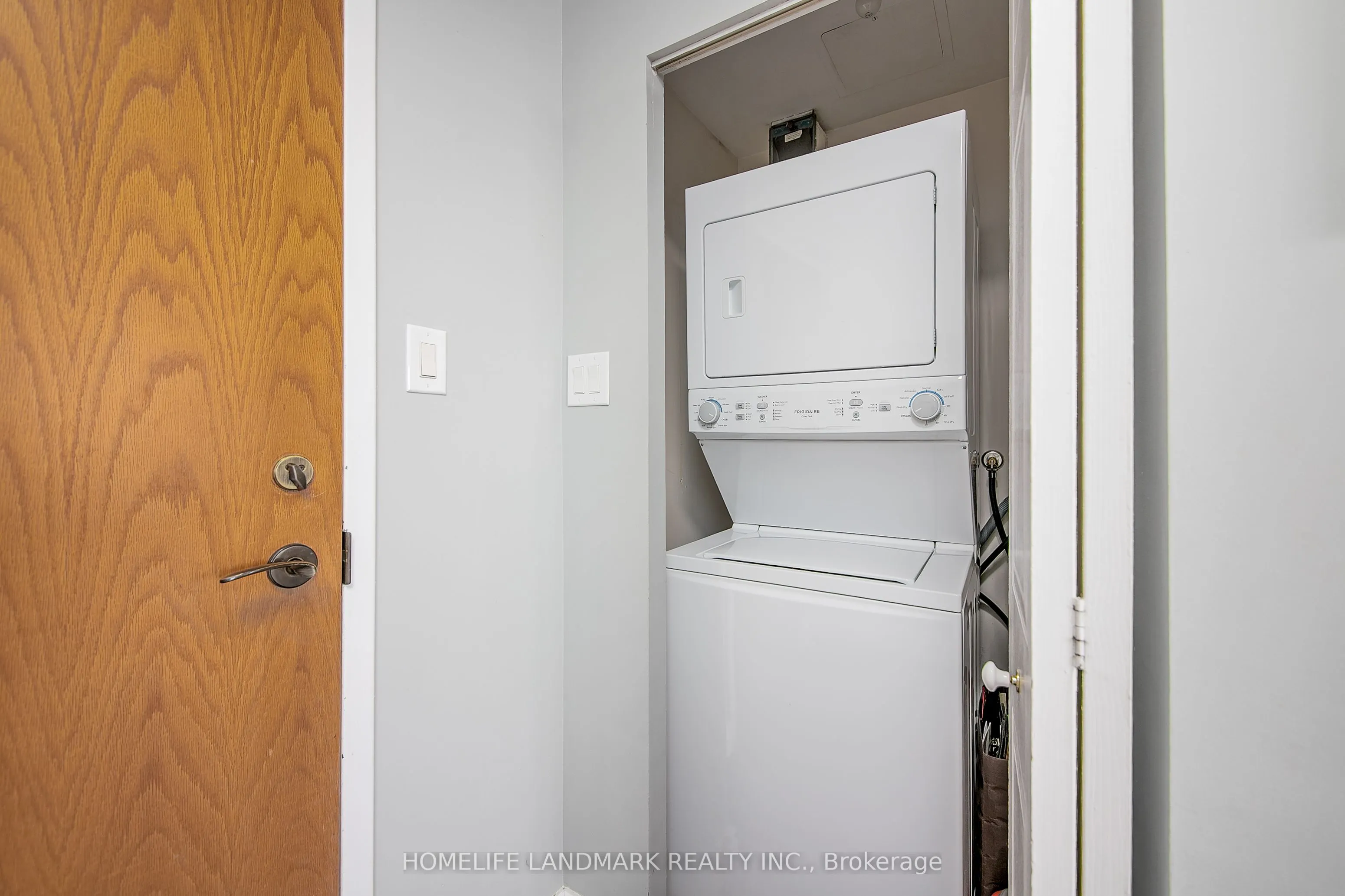 65 Ellen Street #1506
