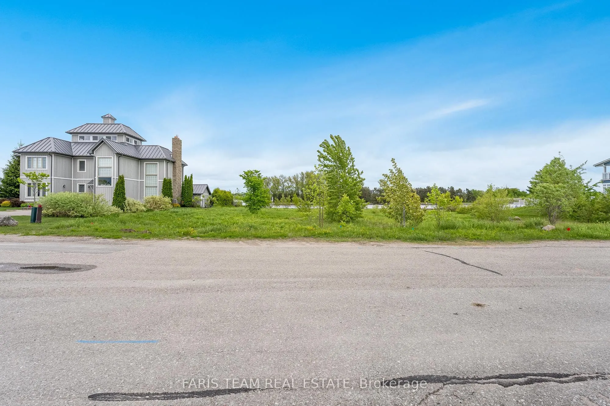 77 Dock Lane, #35