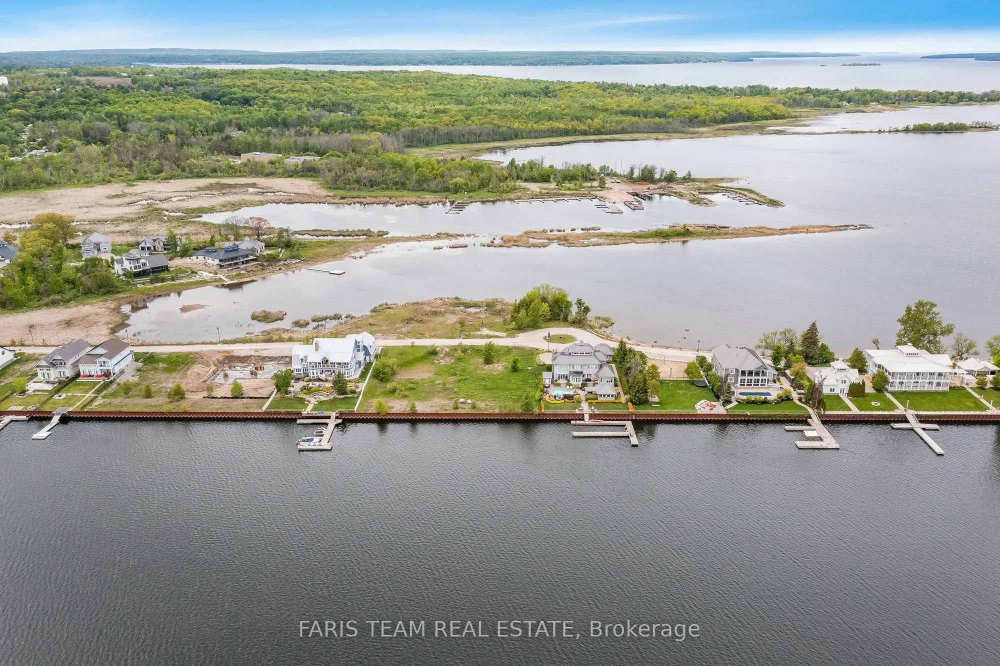 77 Dock Lane, #35