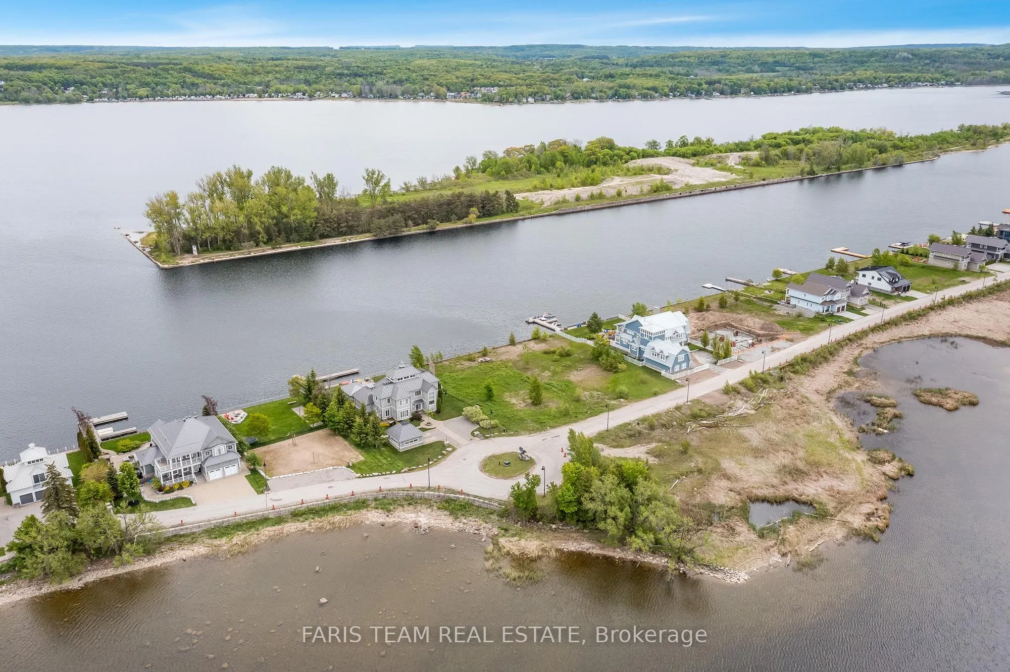 77 Dock Lane, #35
