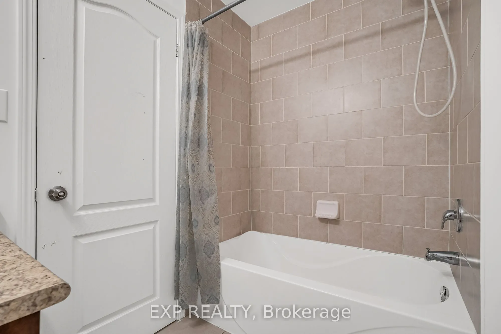 75 Prince William Way #6