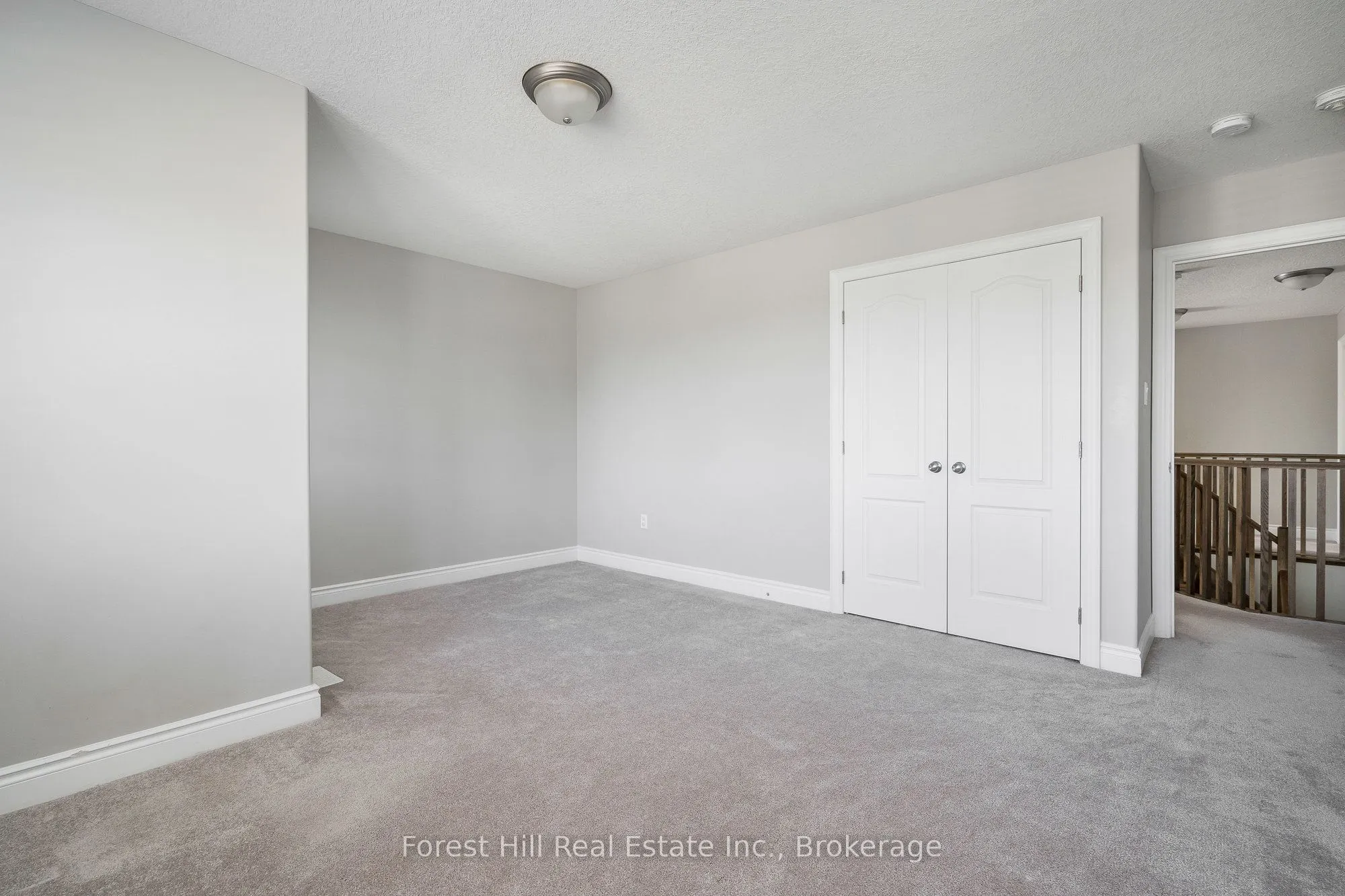 89 Lockerbie Crescent