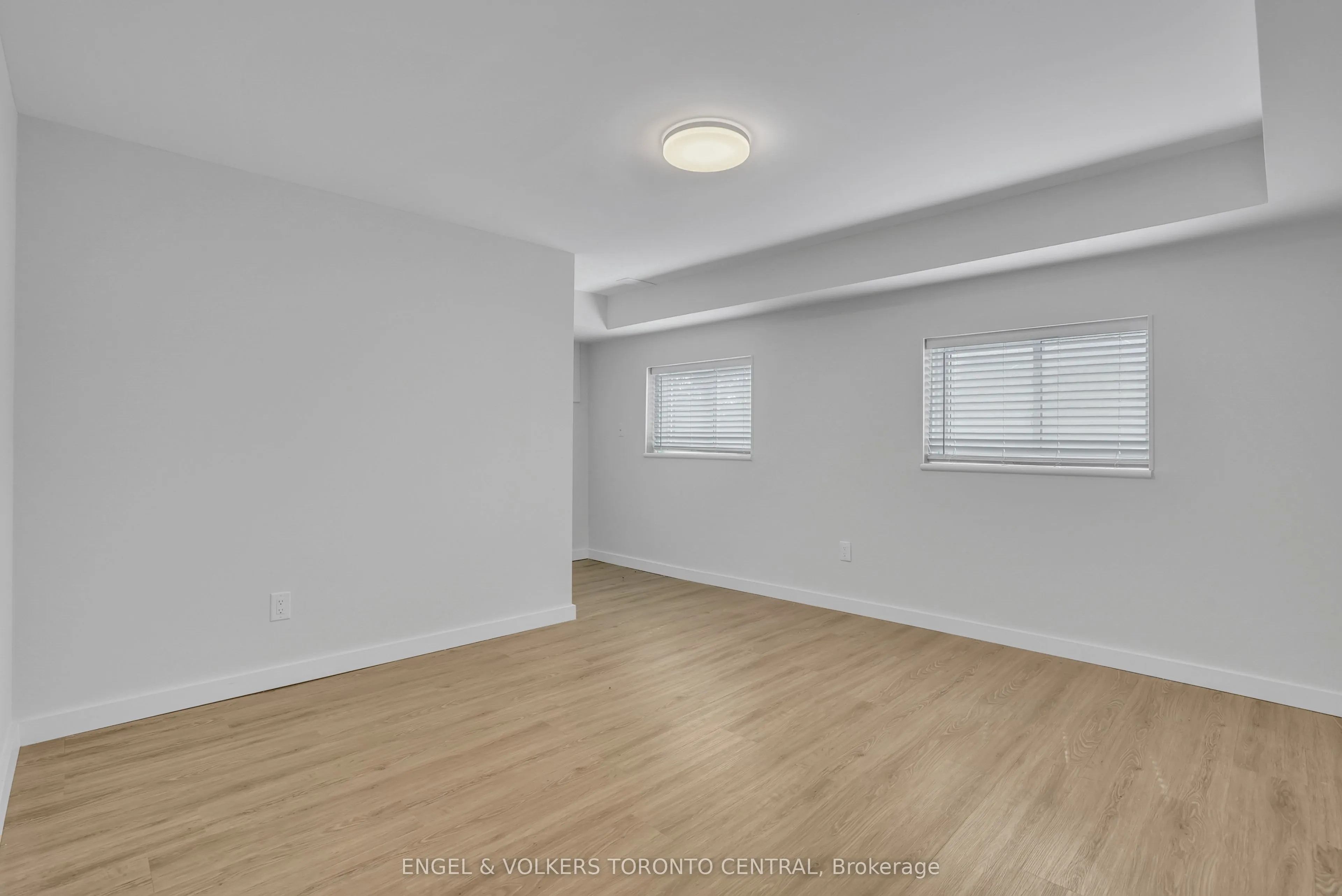 192 Edgehill Drive