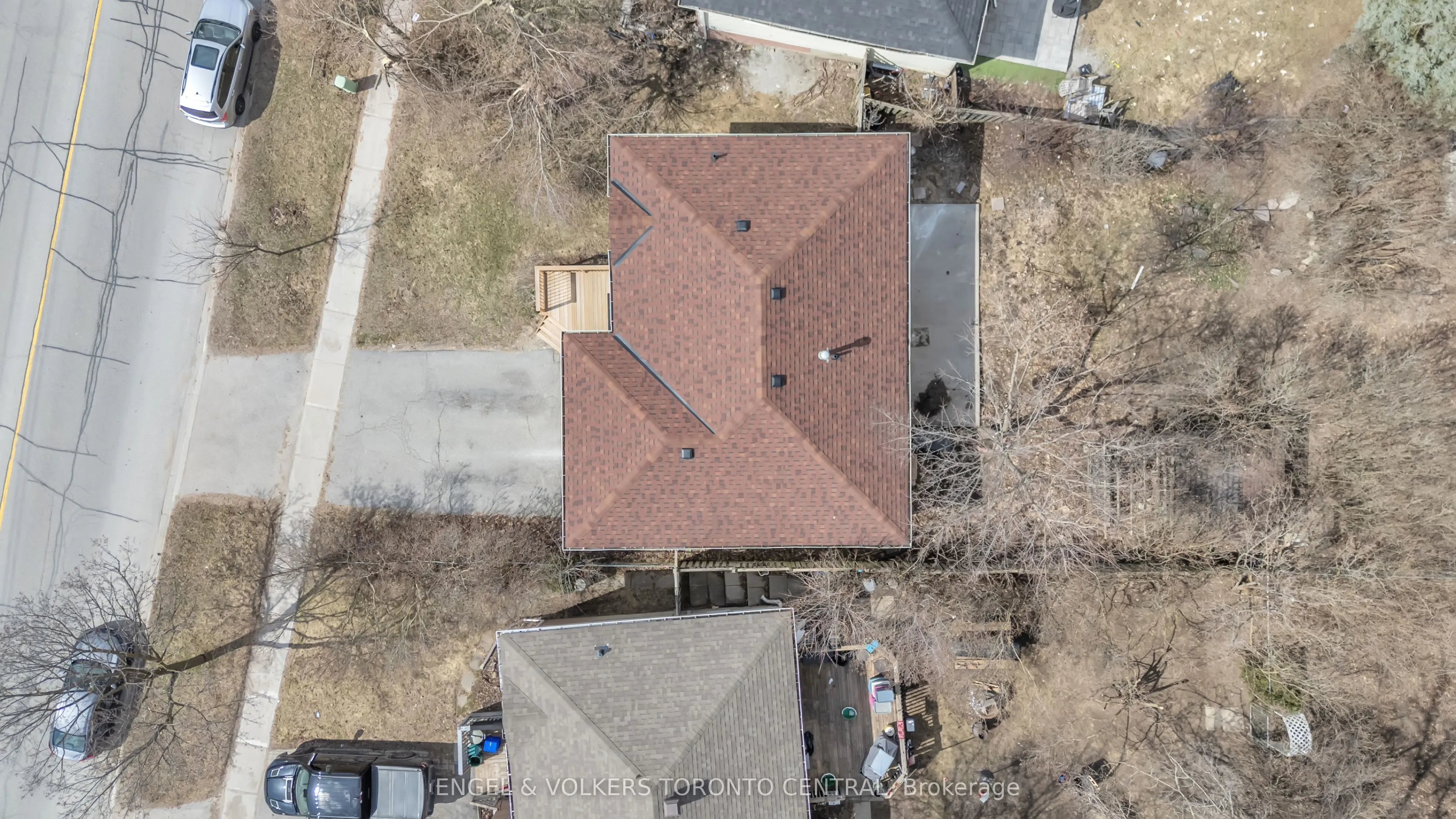 192 Edgehill Drive