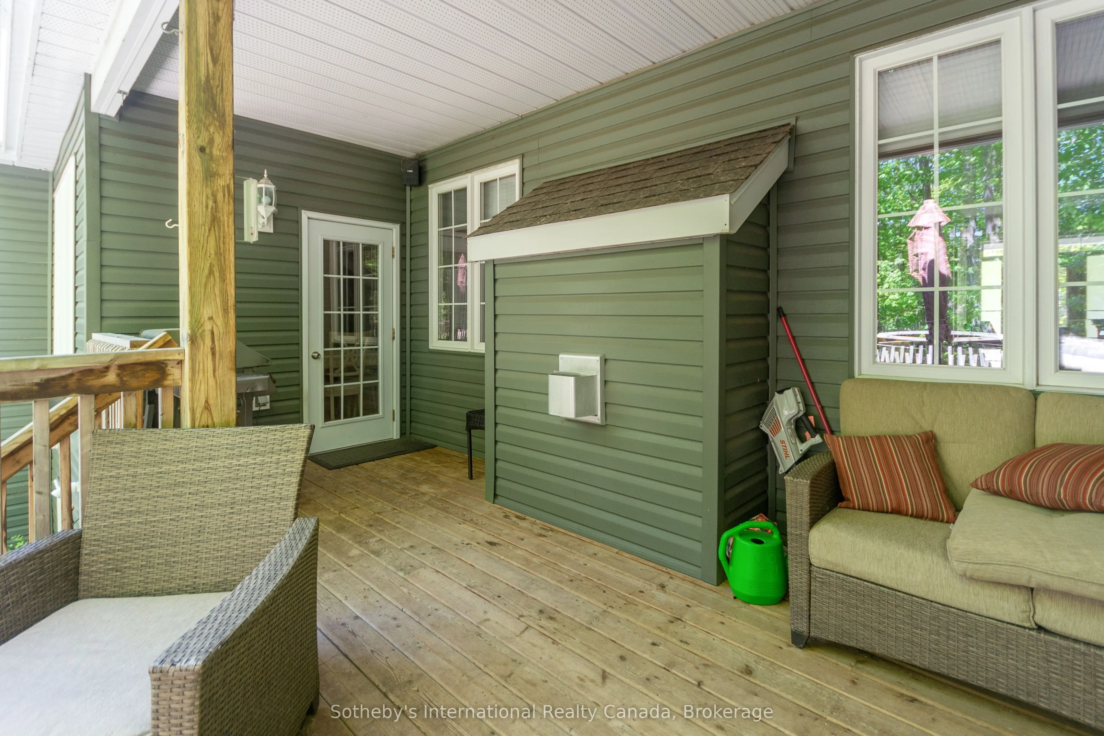 156 Moreau Parkway