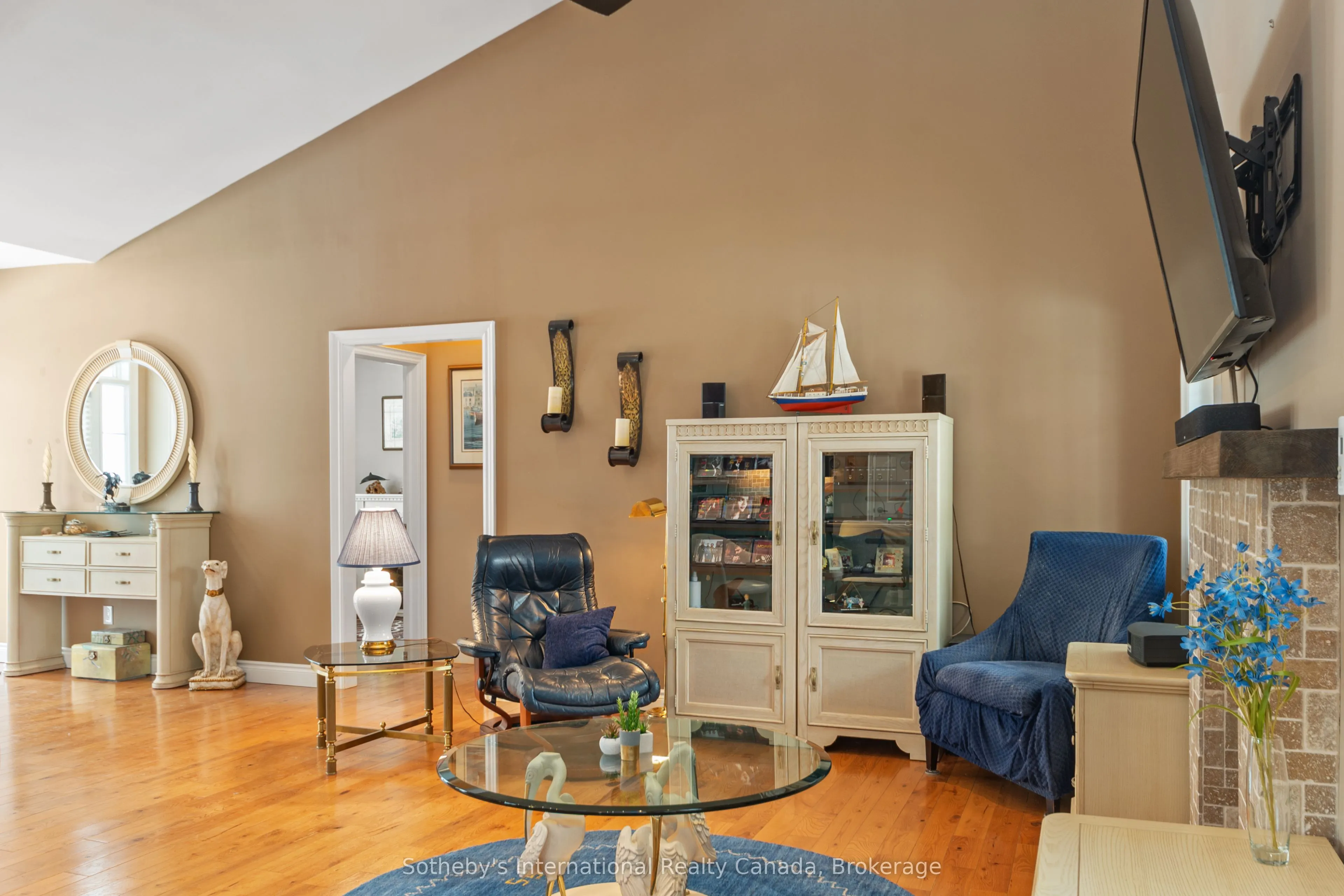 156 Moreau Parkway