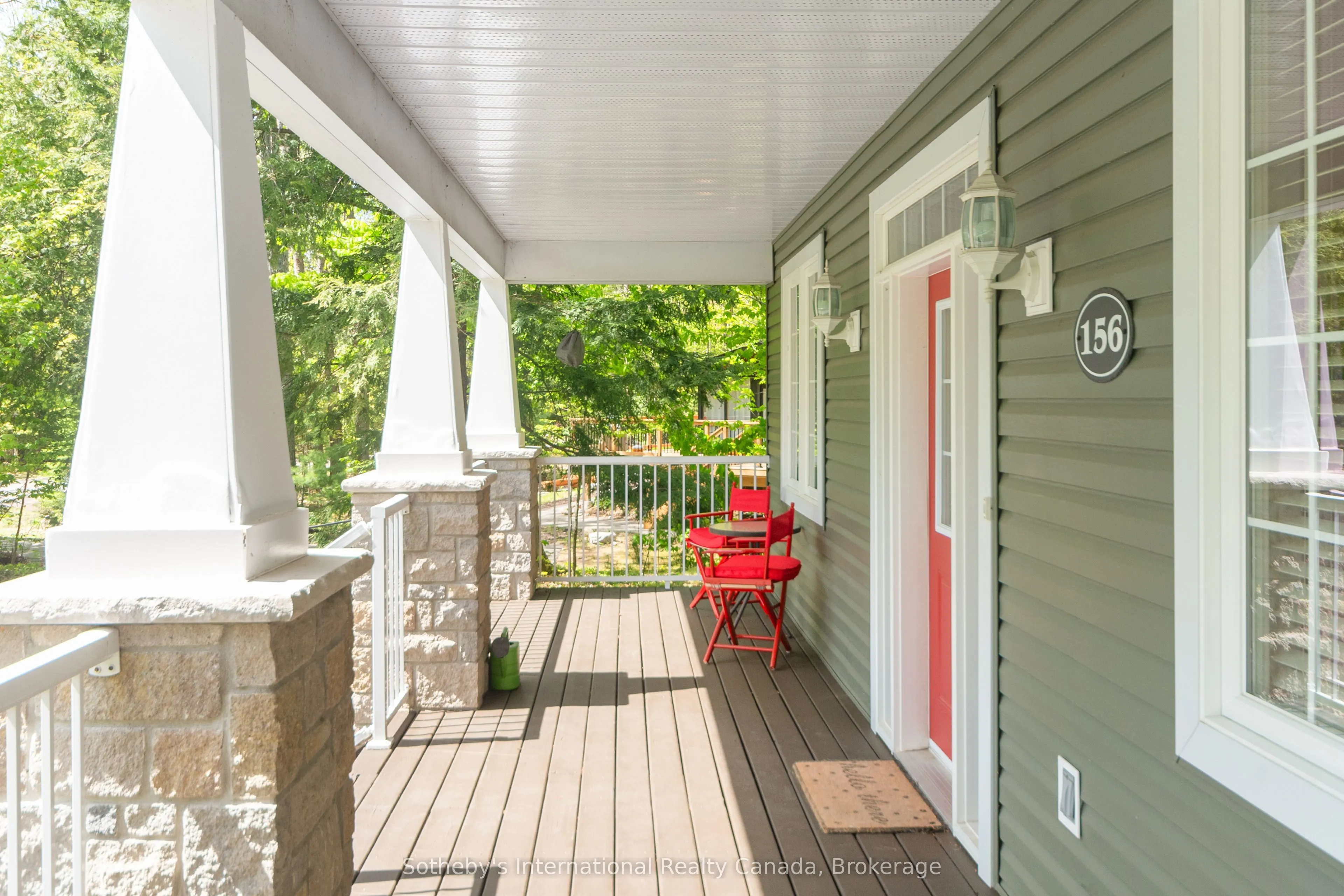156 Moreau Parkway