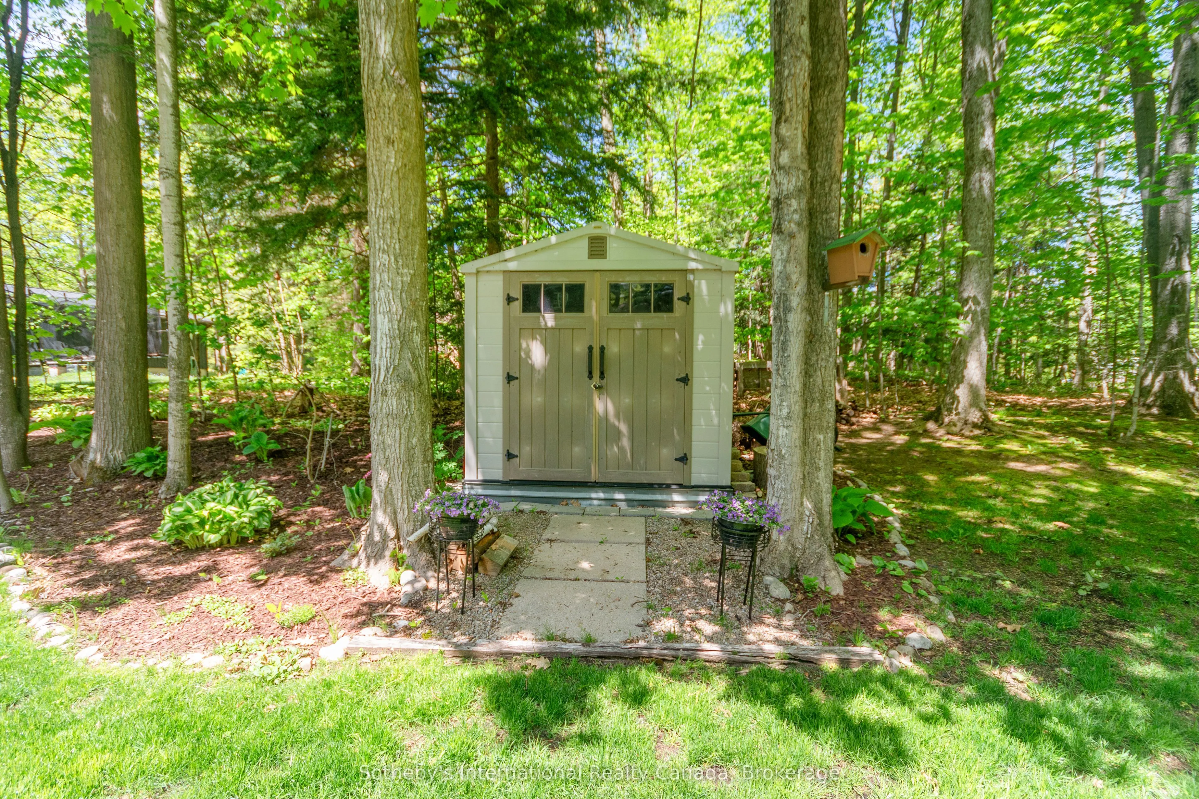 156 Moreau Parkway