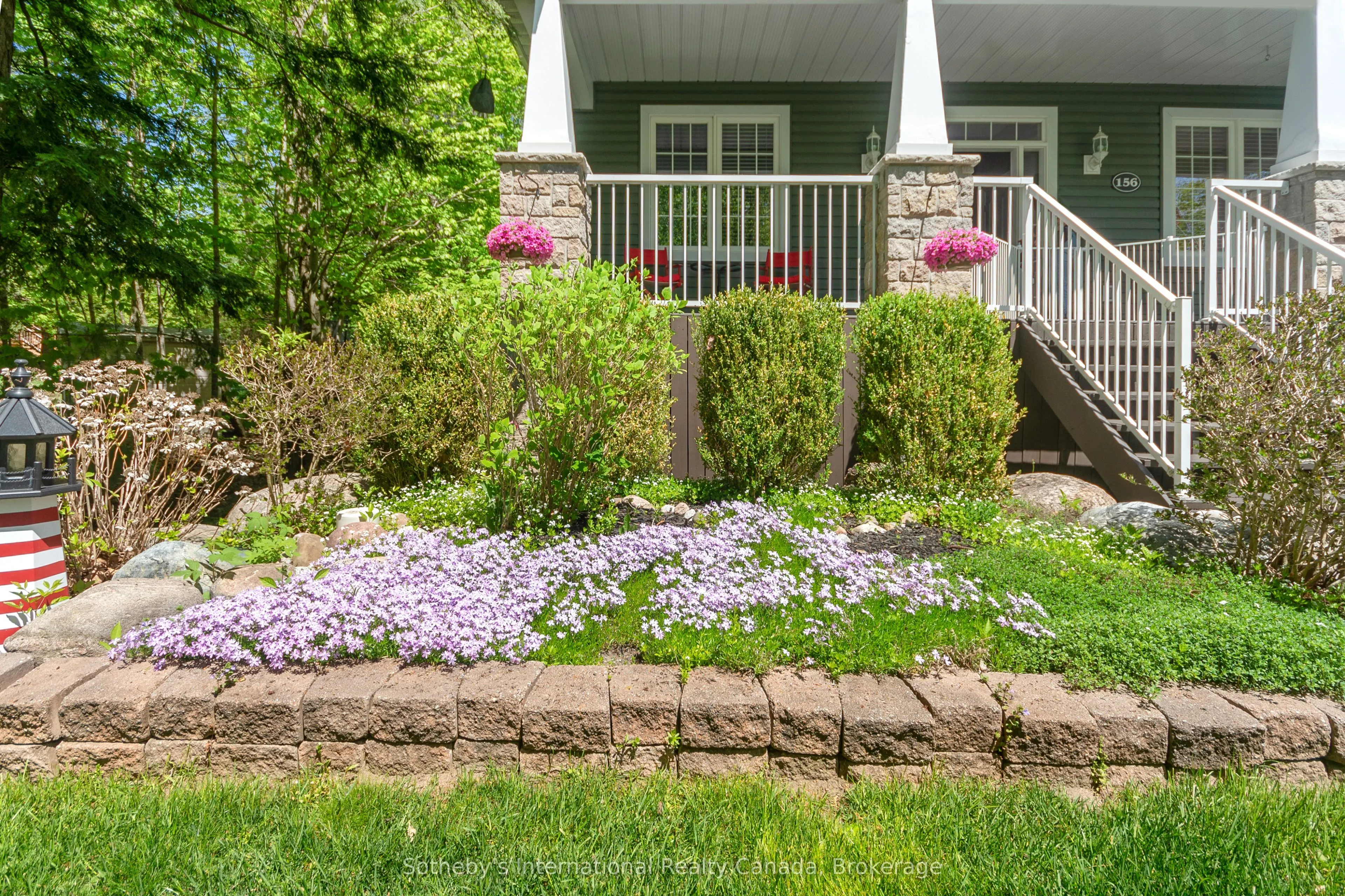 156 Moreau Parkway