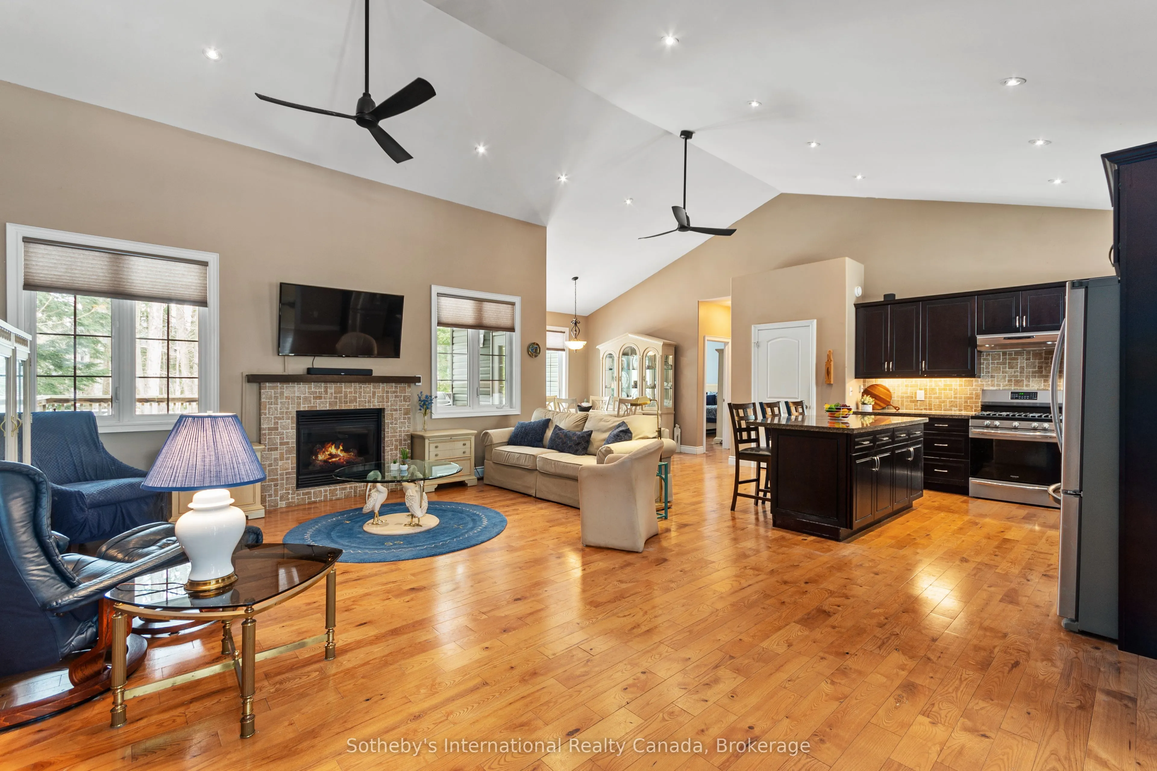 156 Moreau Parkway