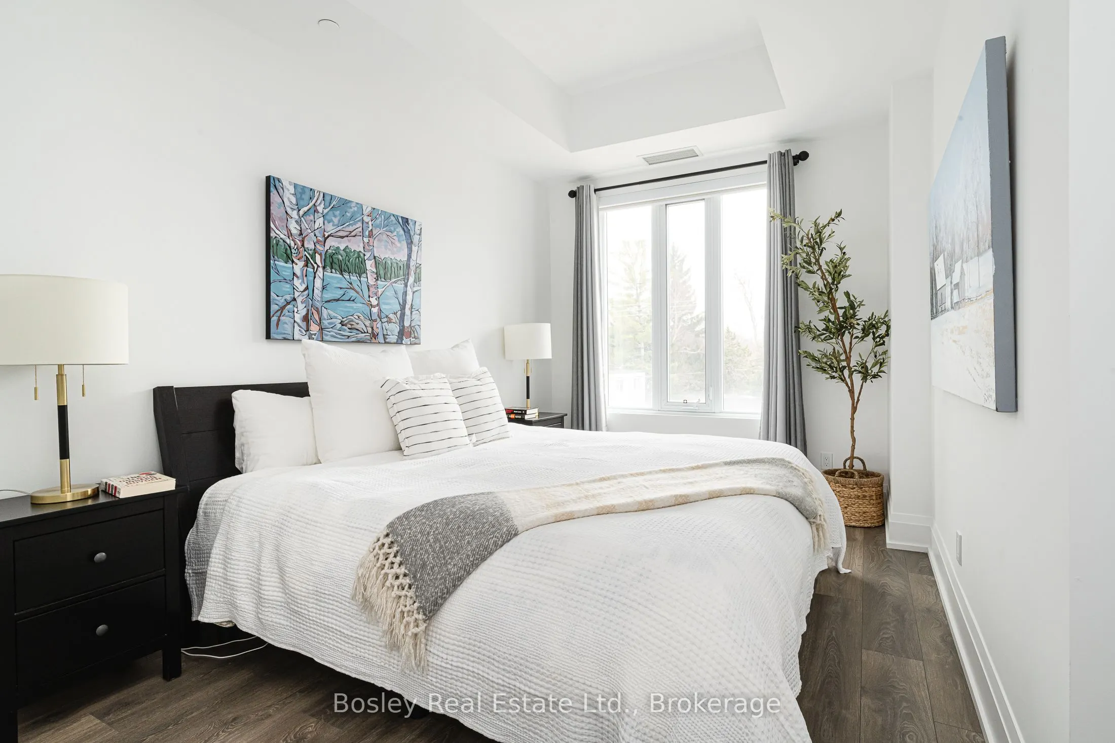 1 Hume Street S #310