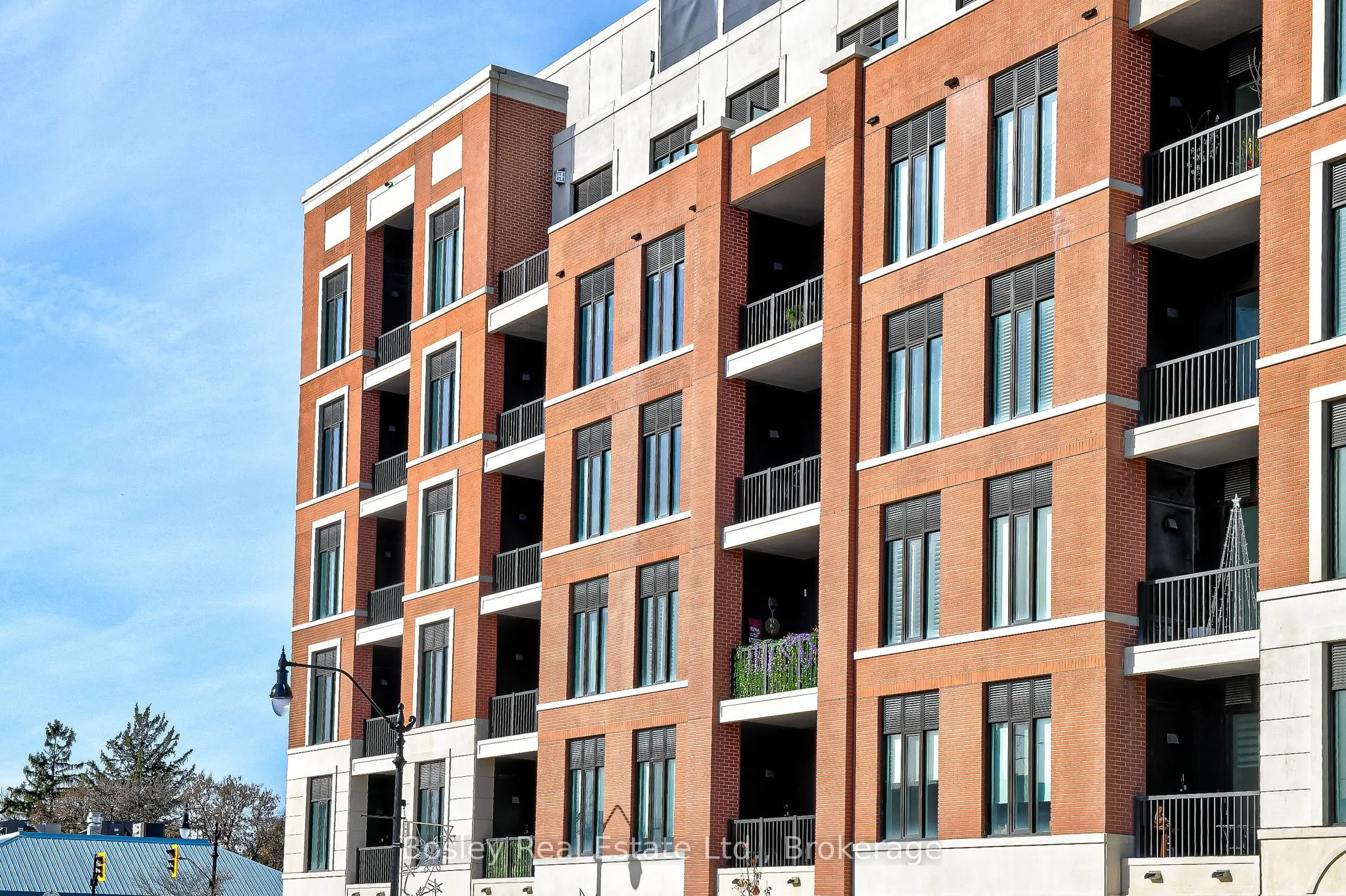 1 Hume Street S #310