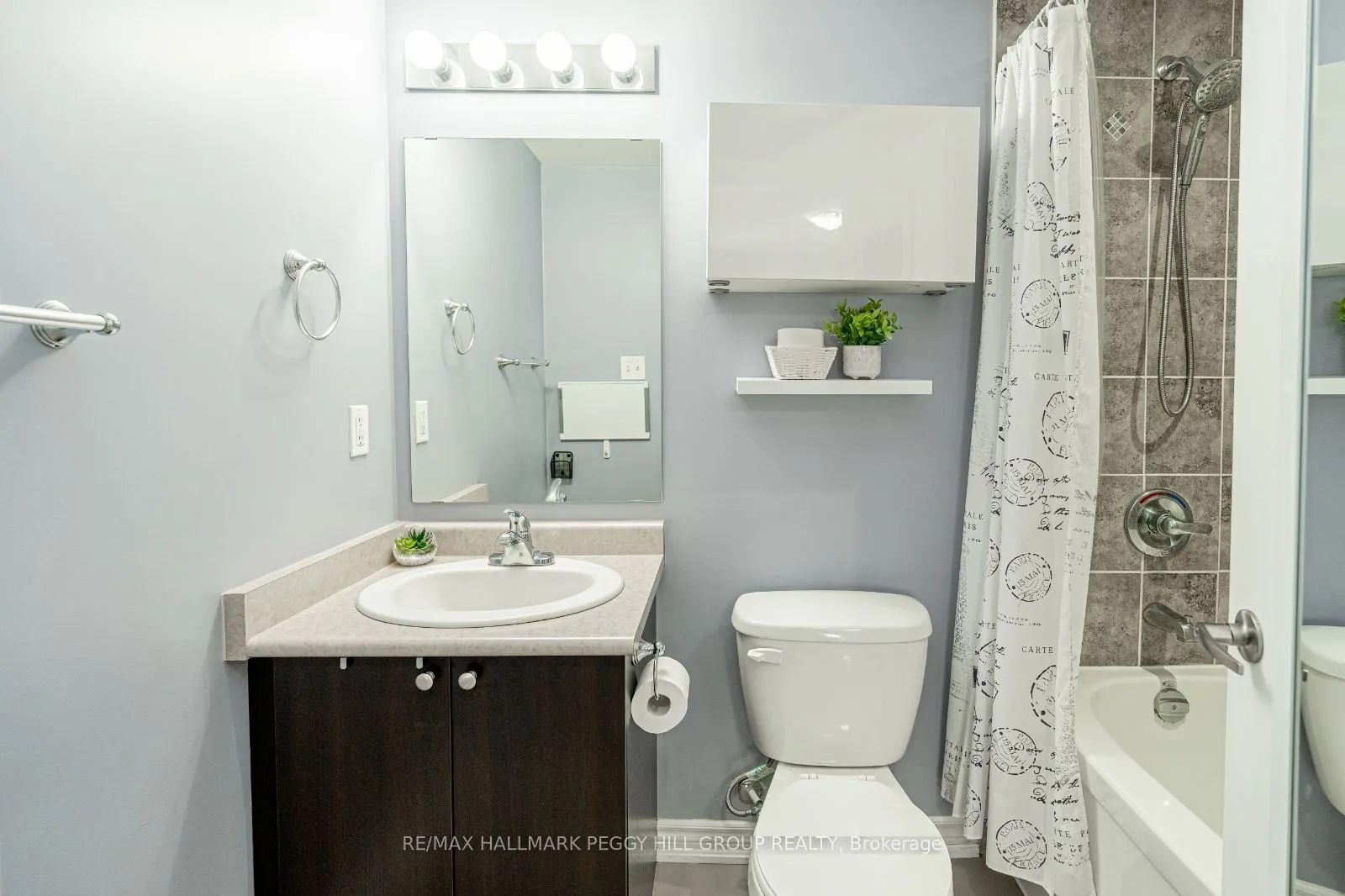 39 Ferndale Drive S #112