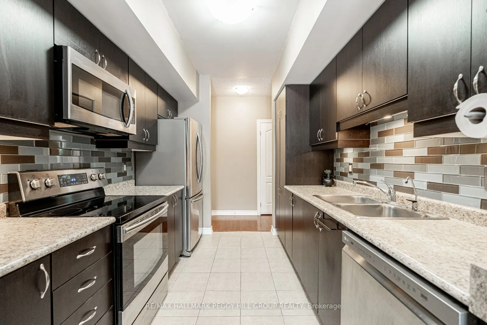 39 Ferndale Drive S #112