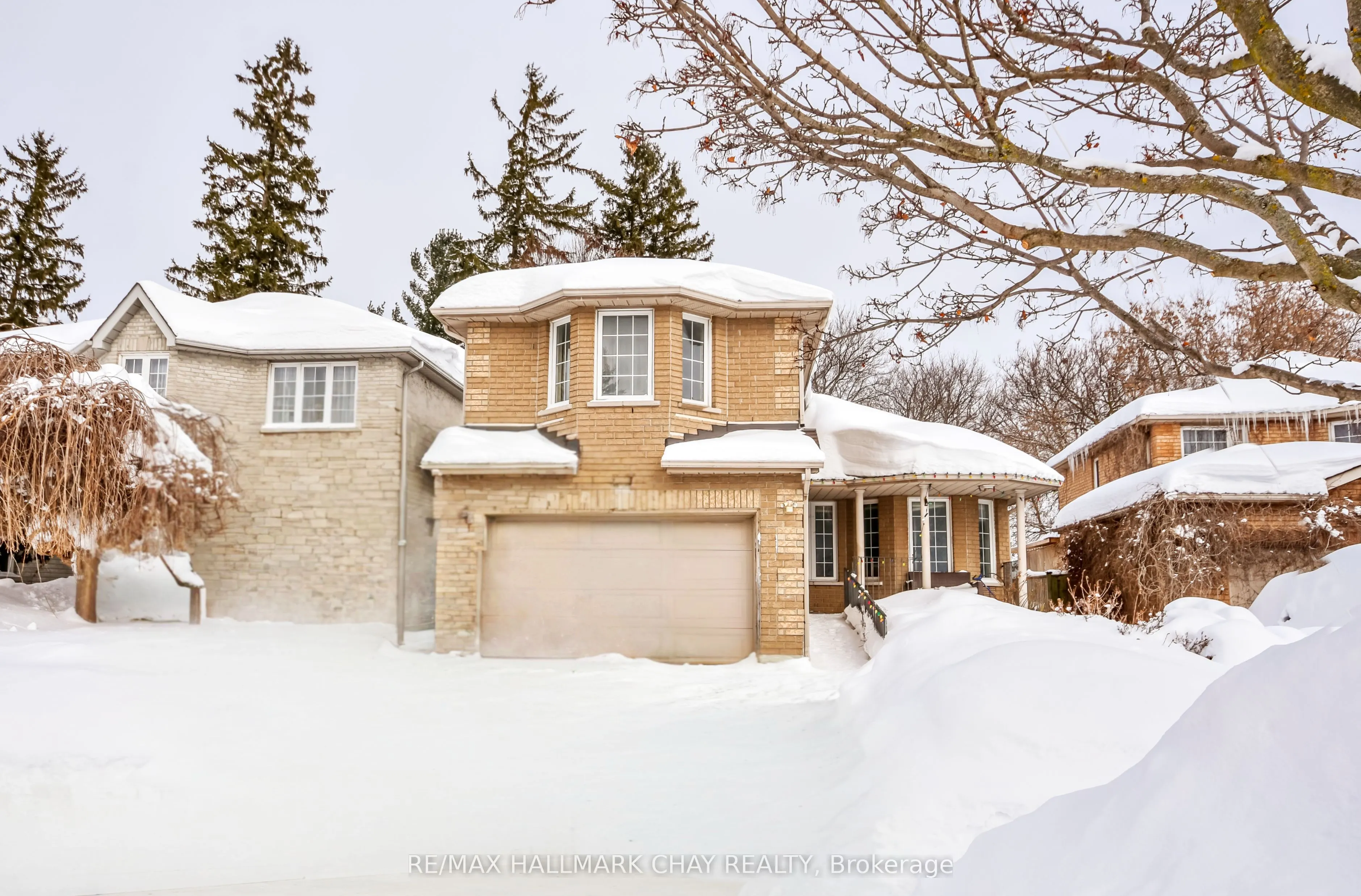 37 Loon Avenue