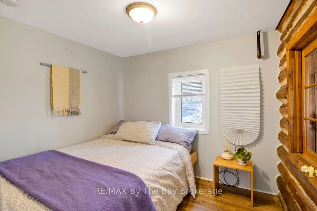 125 RIVER Road E
