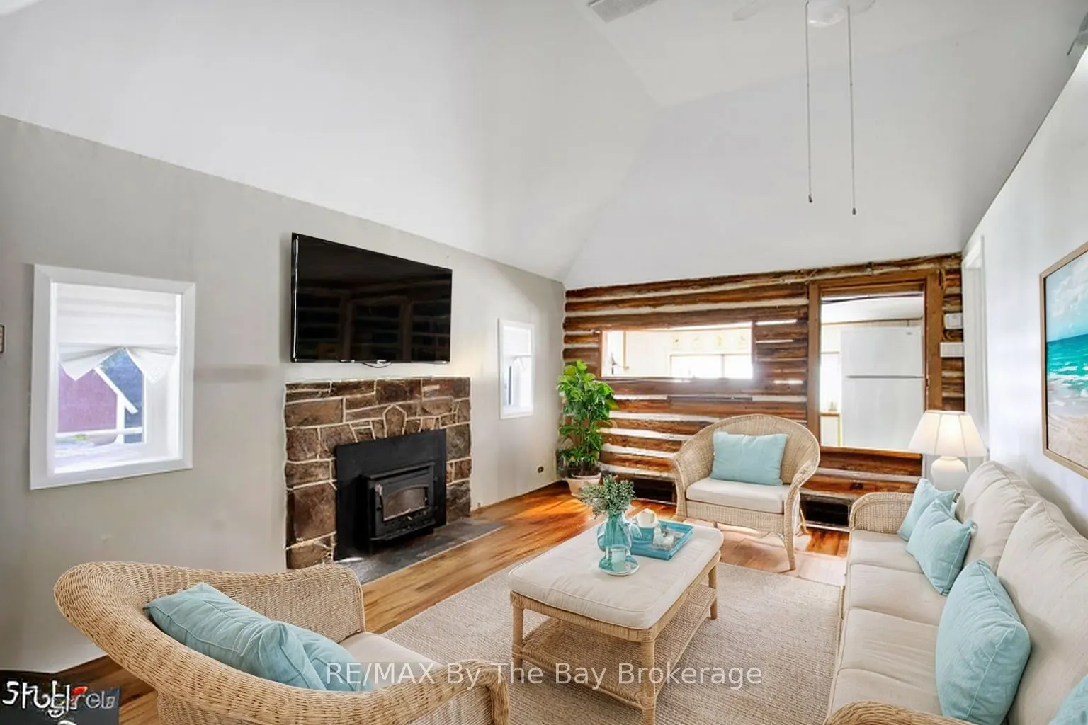125 RIVER Road E