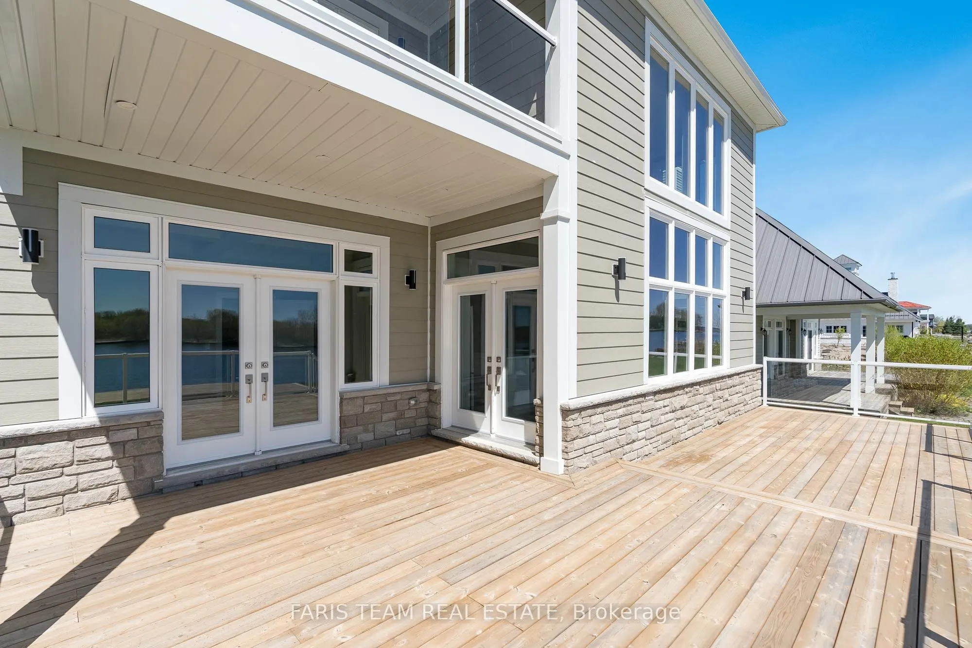9 Dock Lane