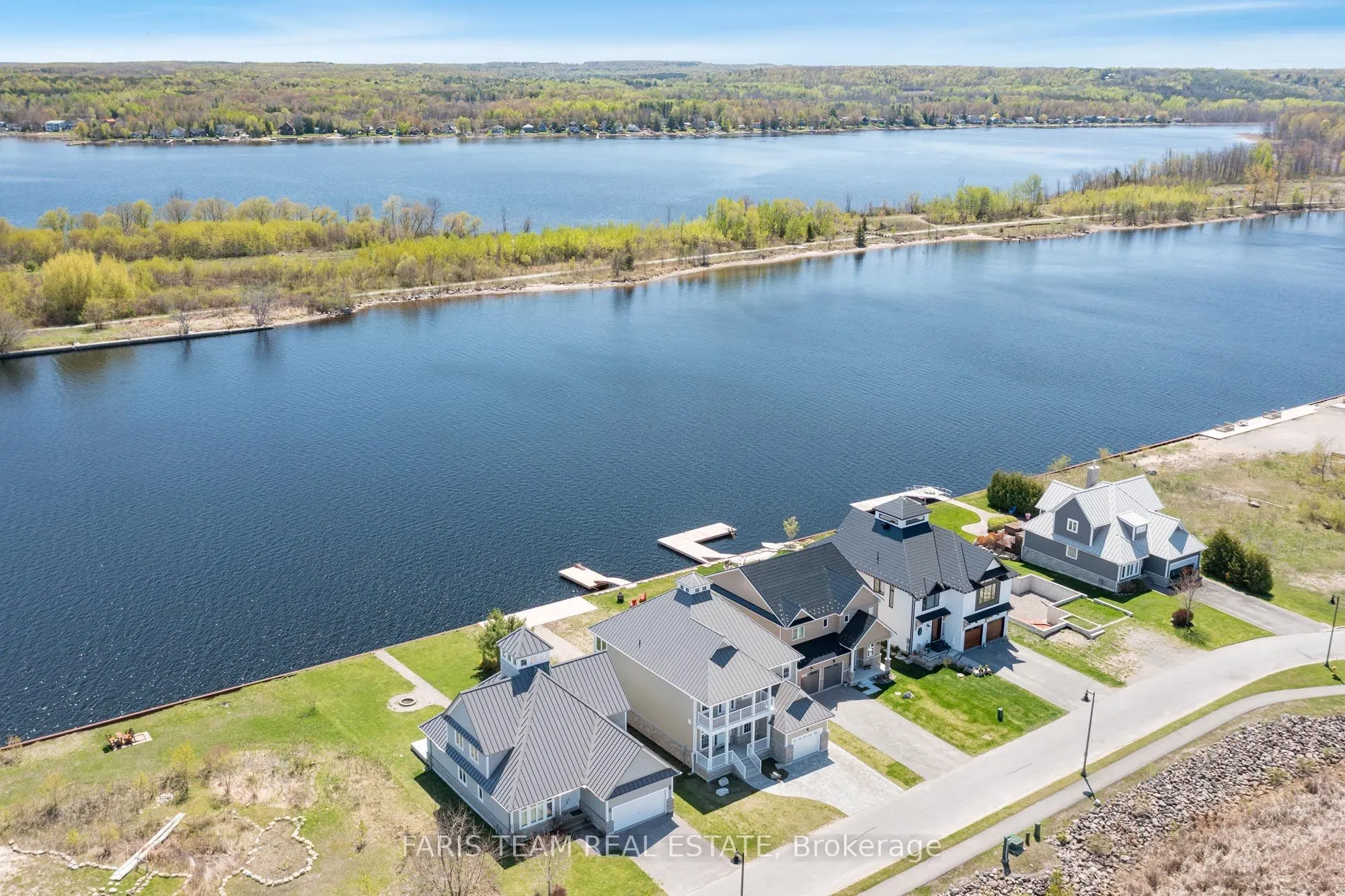 9 Dock Lane