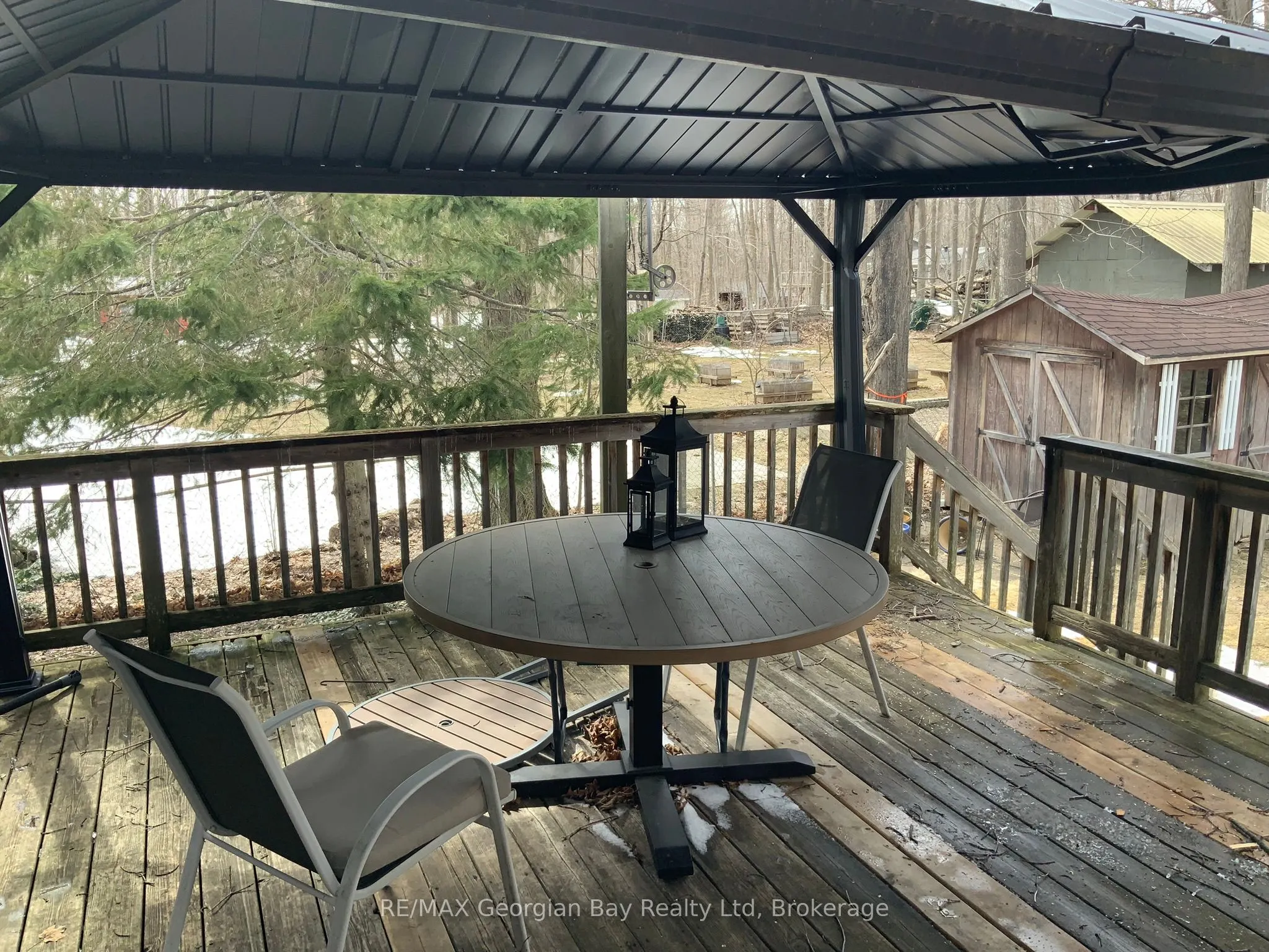 16 Mundy Avenue