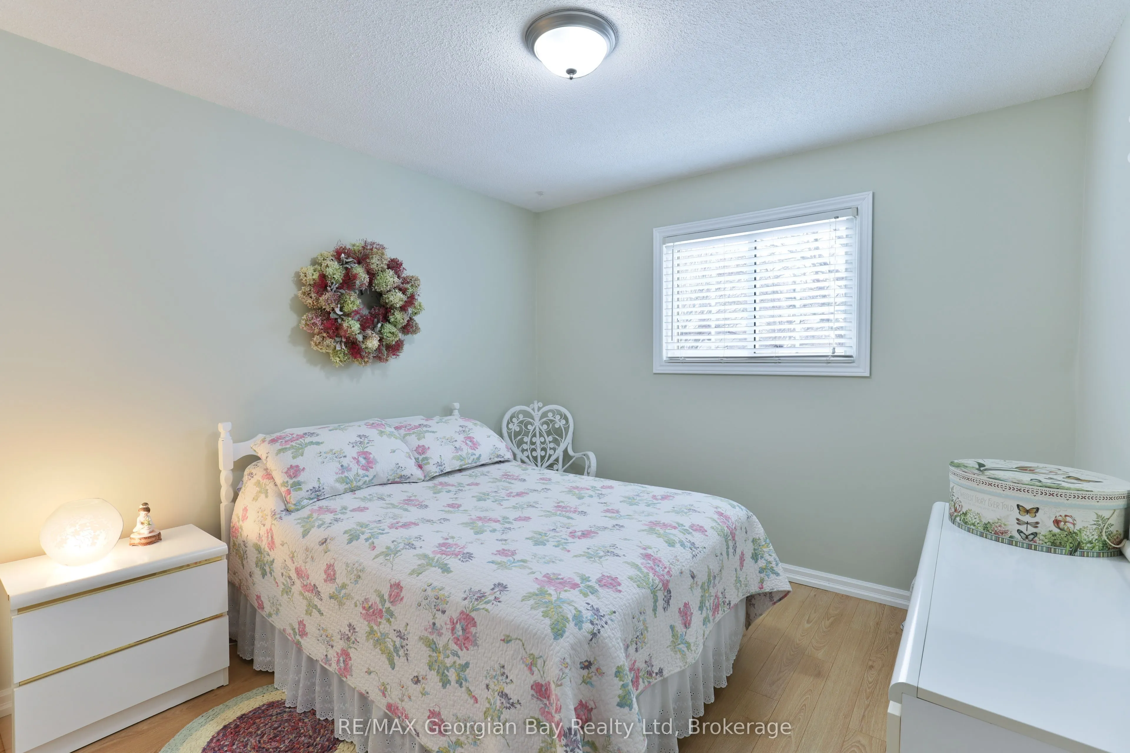 32 BONAVENTURE Place