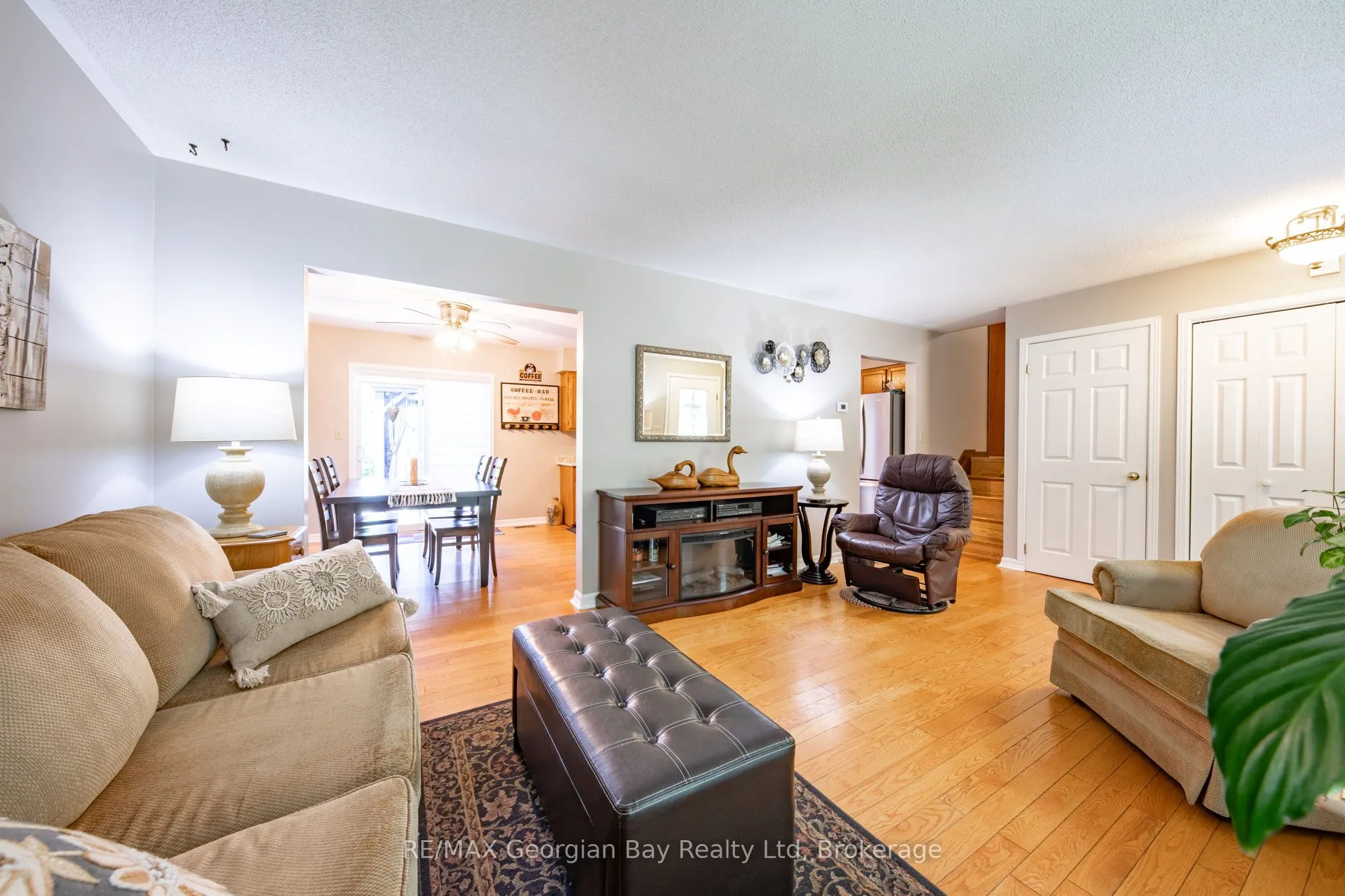32 BONAVENTURE Place