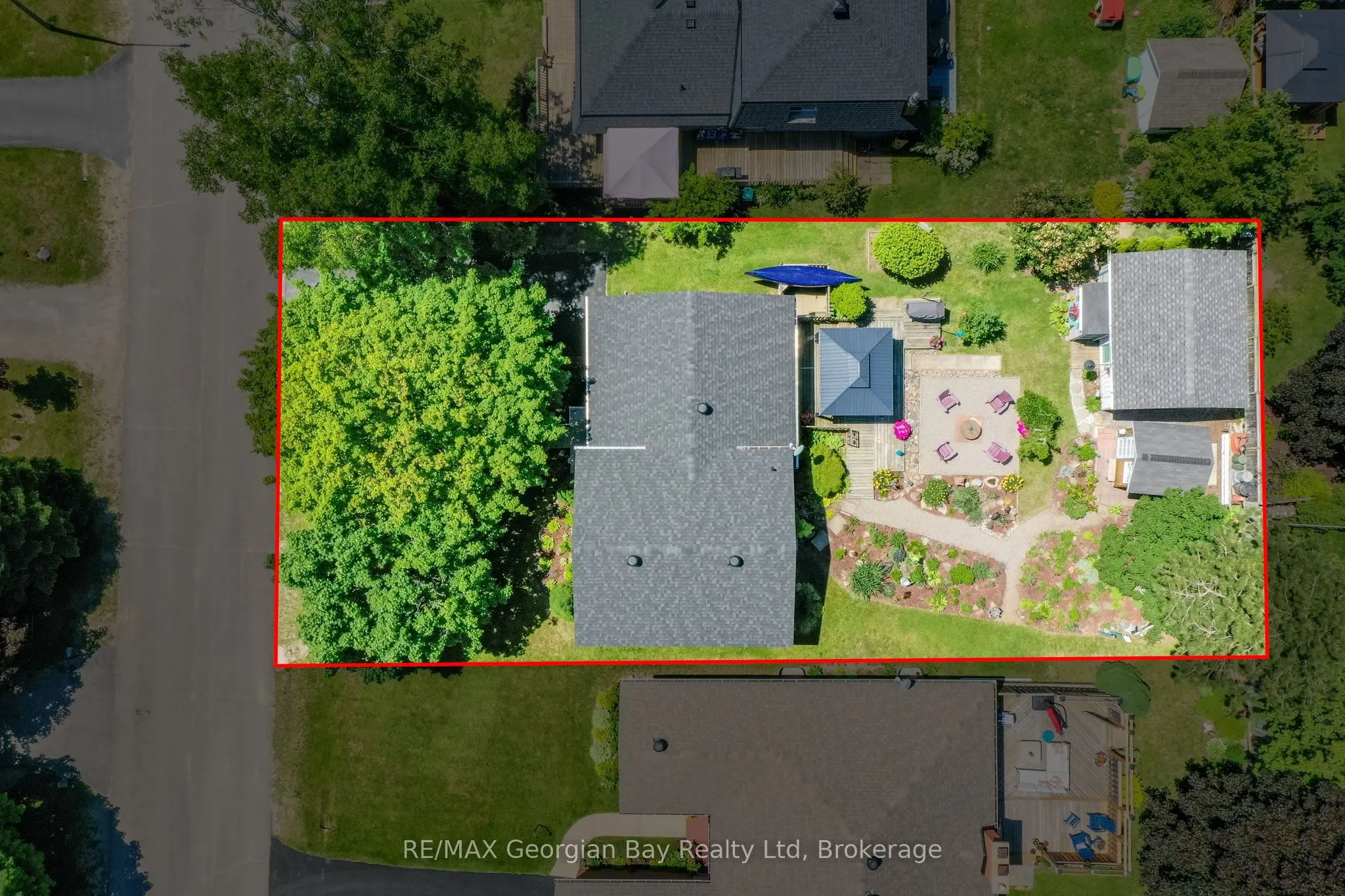 32 BONAVENTURE Place