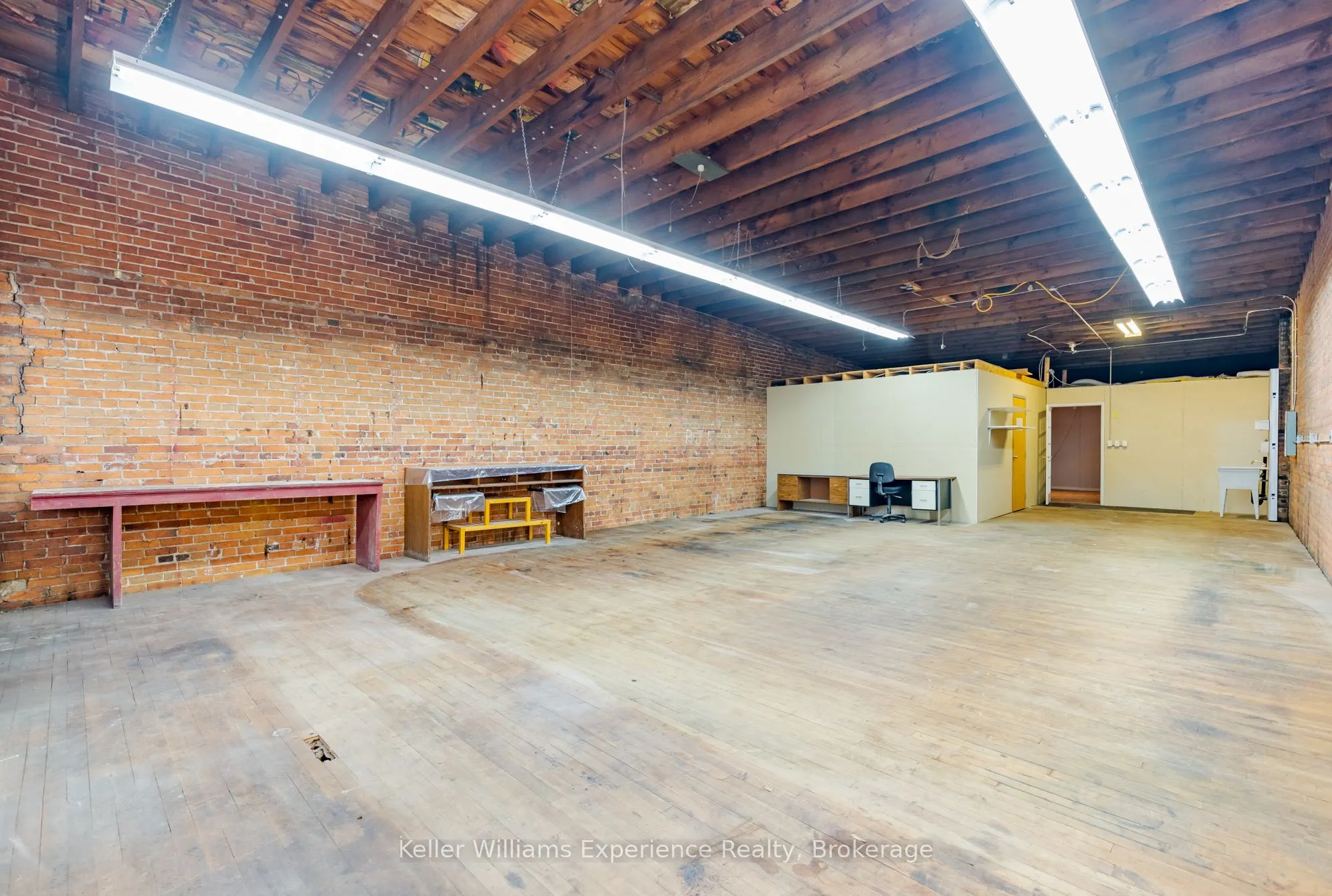 276 KING Street