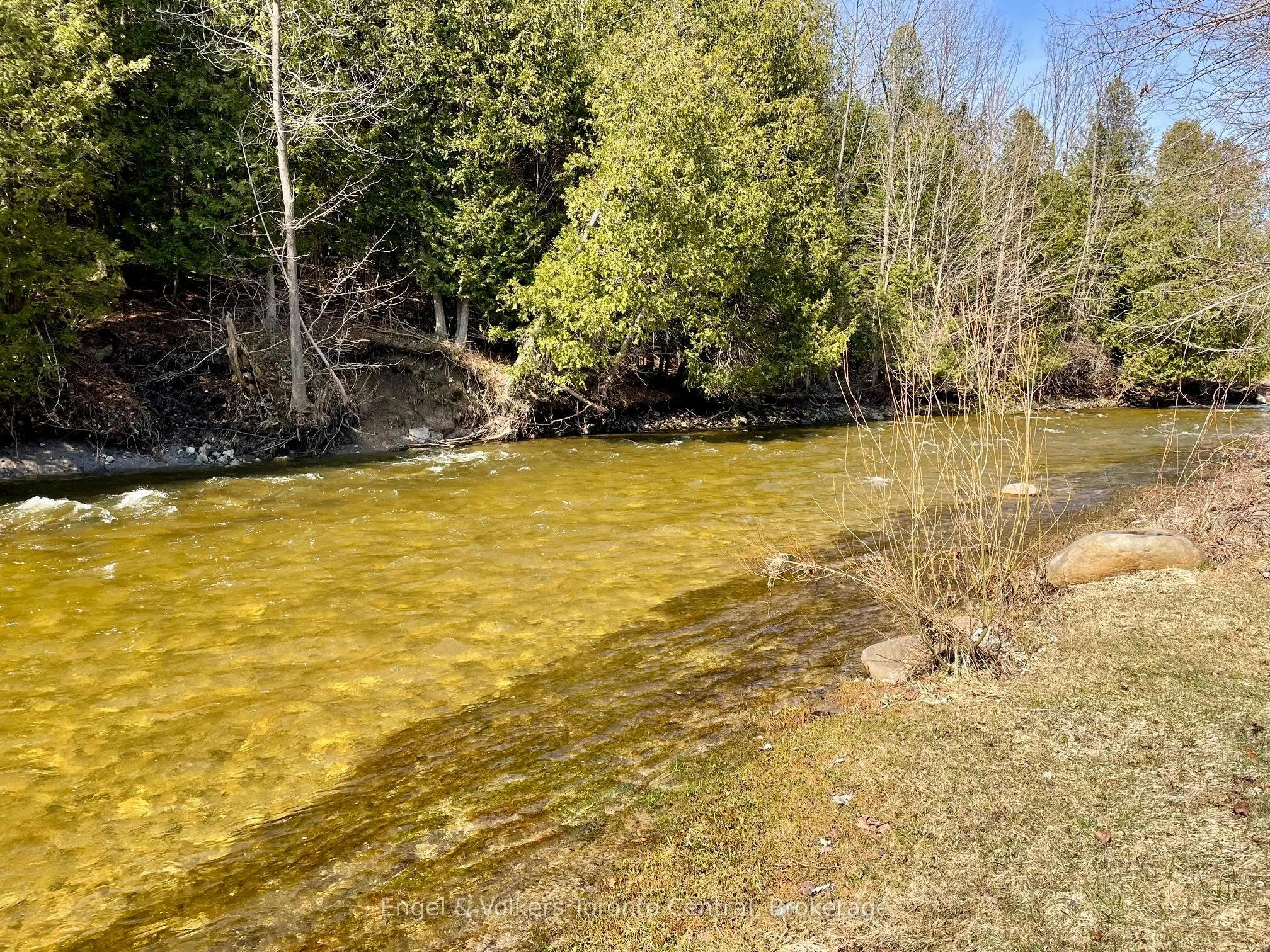 7237 Nottawasaga 6/7 Side Road