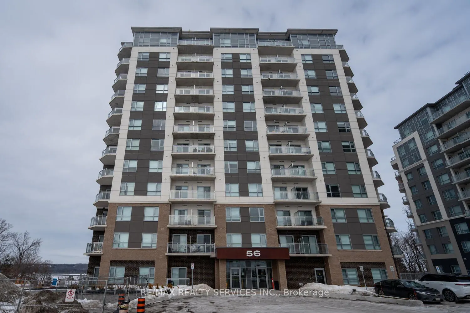 56 Lakeside Terrace #108