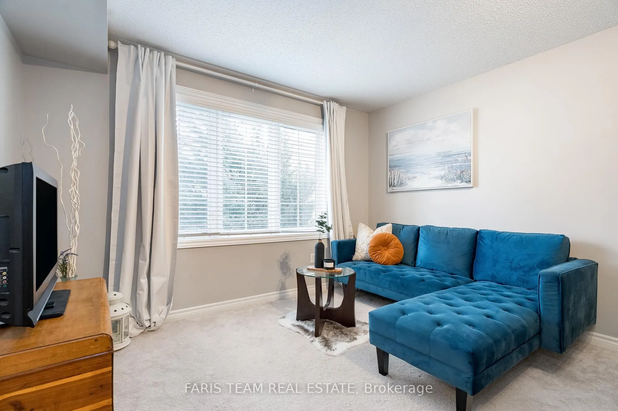 57 Ferndale Drive S #9