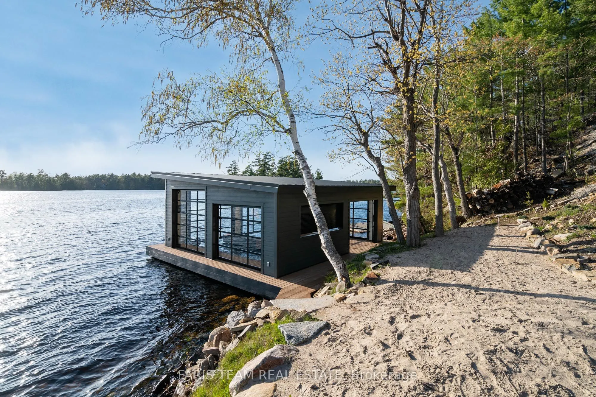 3886 East Shore Road