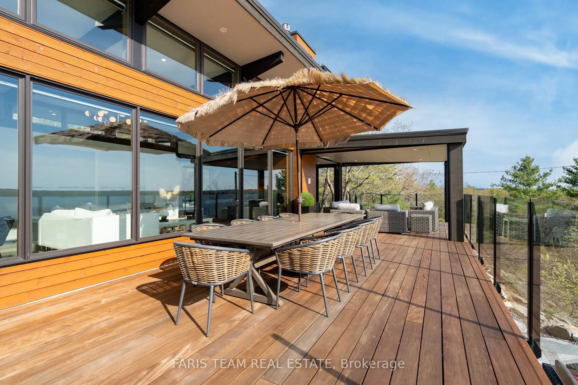 3886 East Shore Road