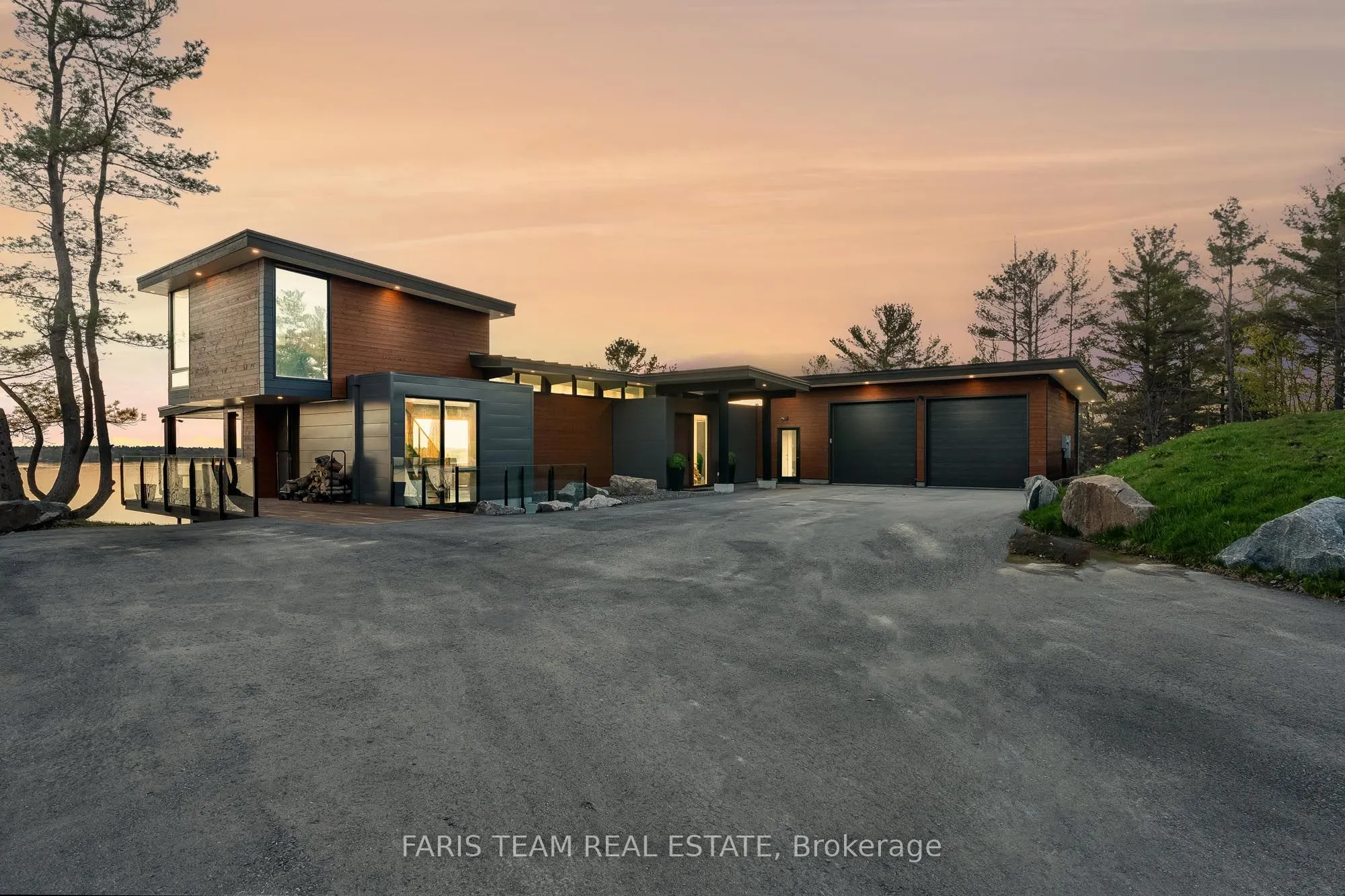 3886 East Shore Road