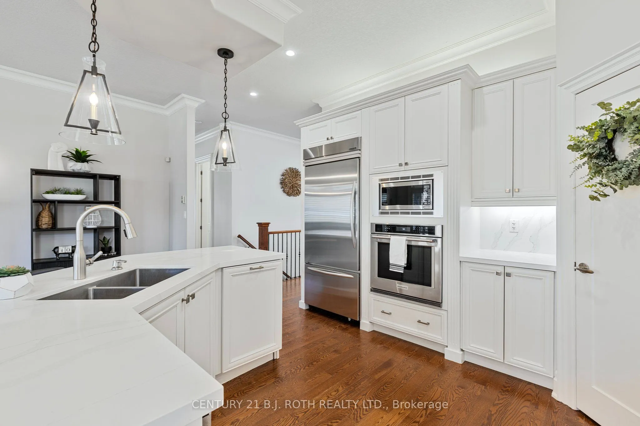 284 Codrington Street