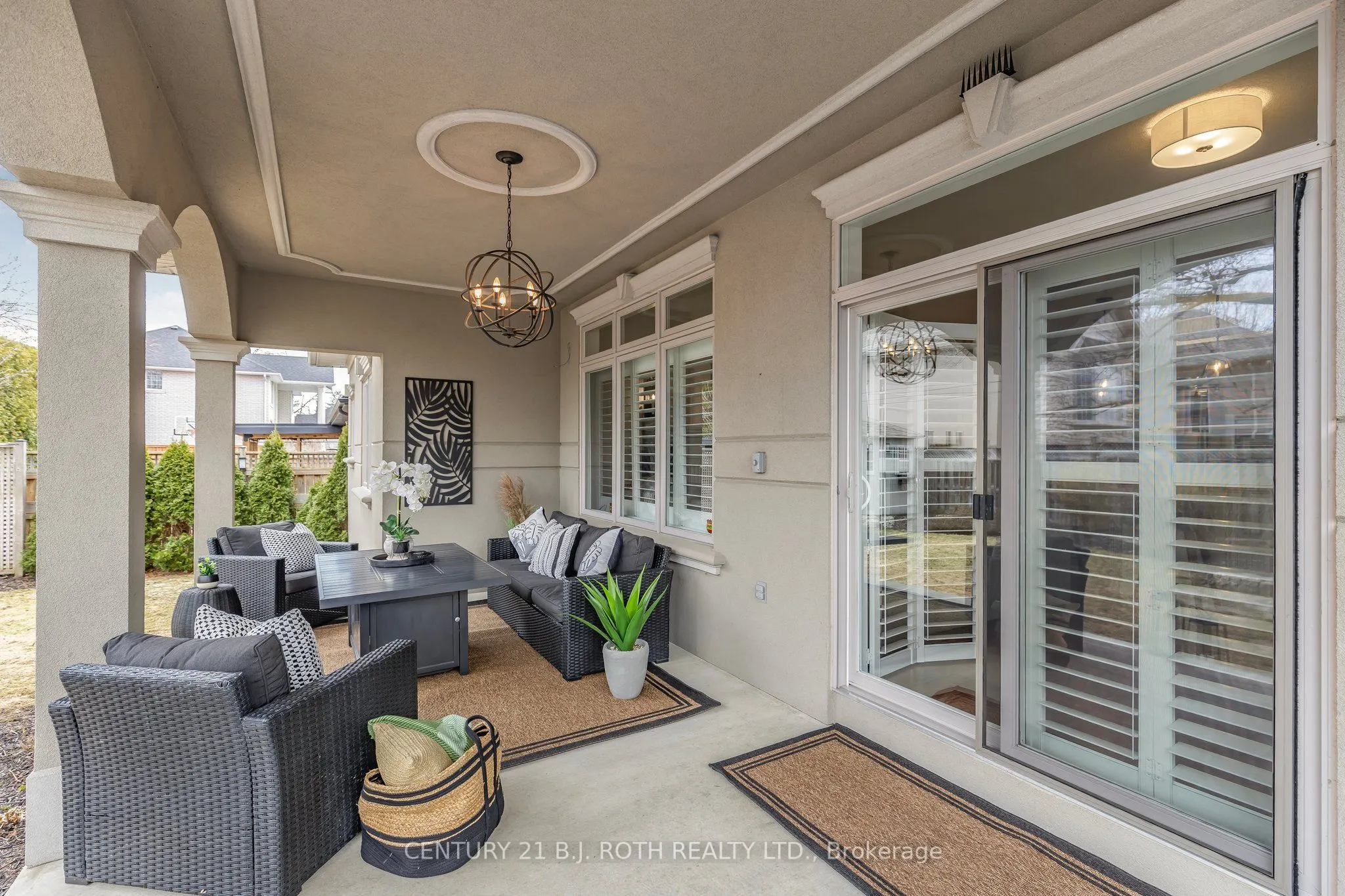 284 Codrington Street