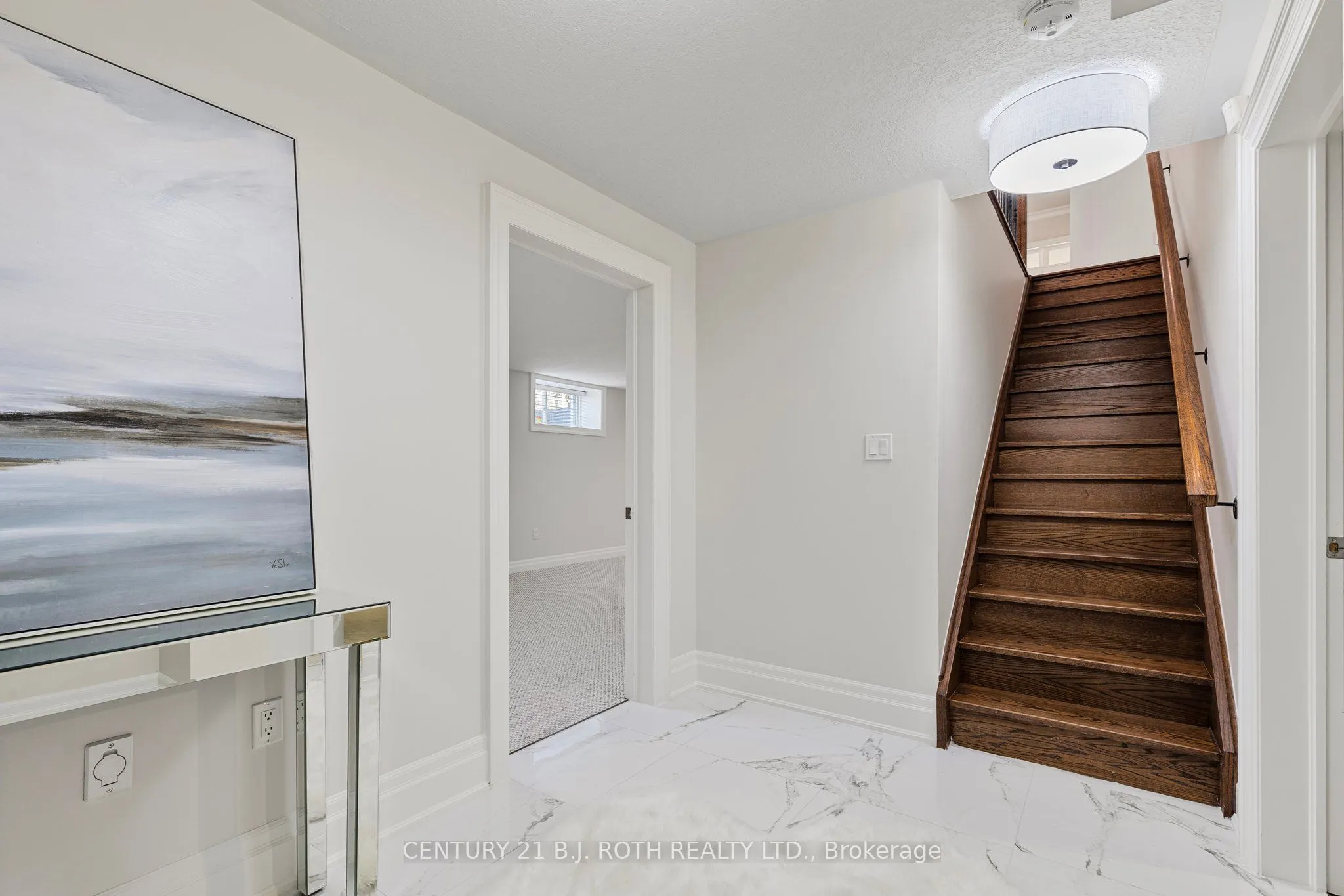 284 Codrington Street