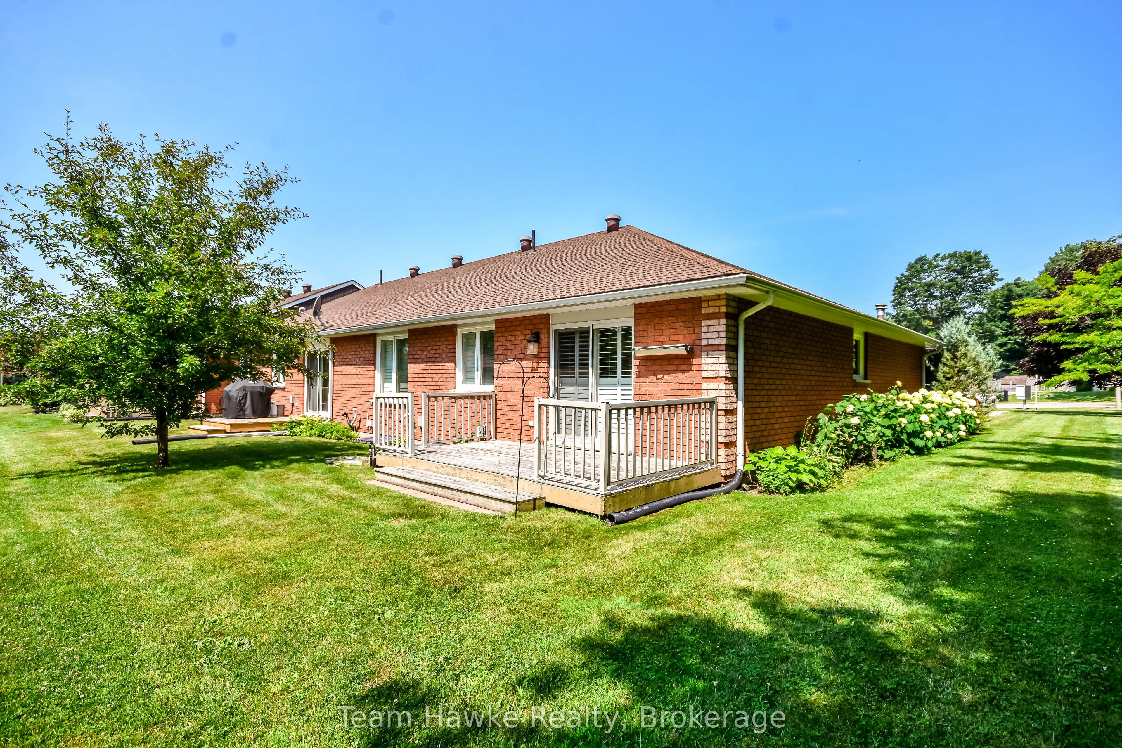 90 Burke Street, #20