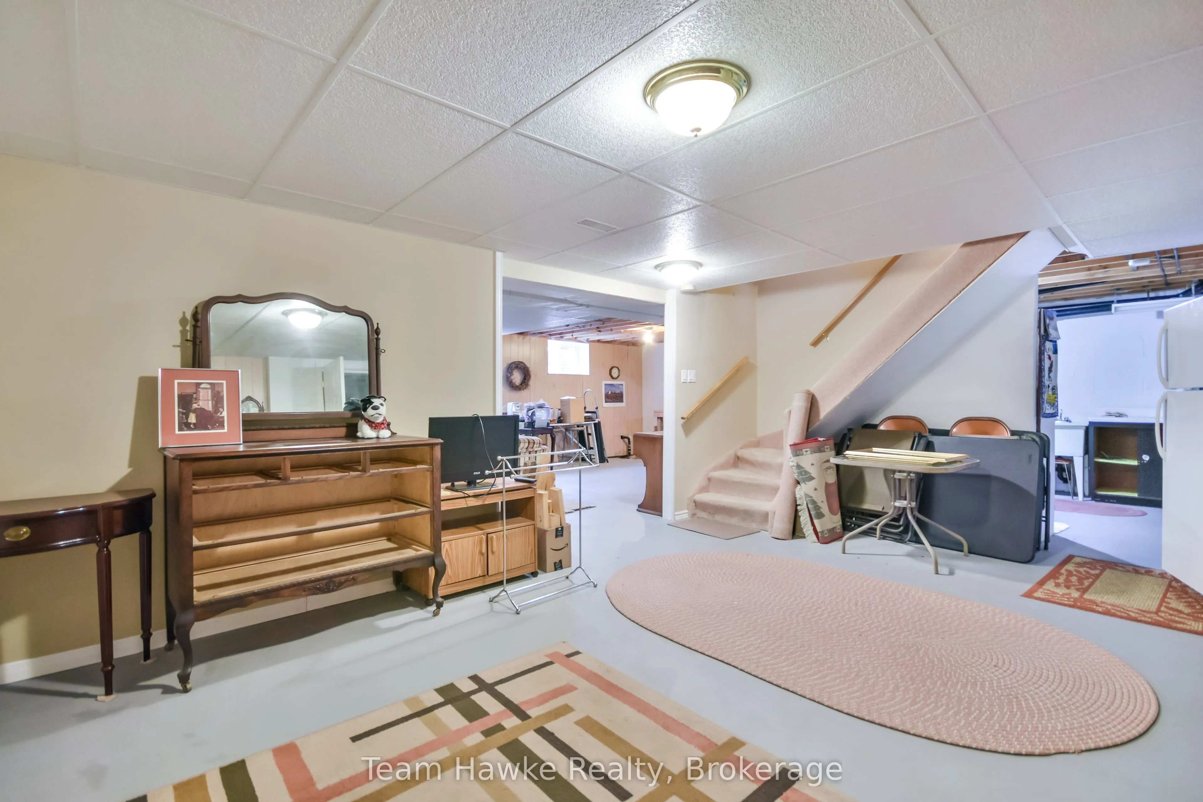 90 Burke Street, #20